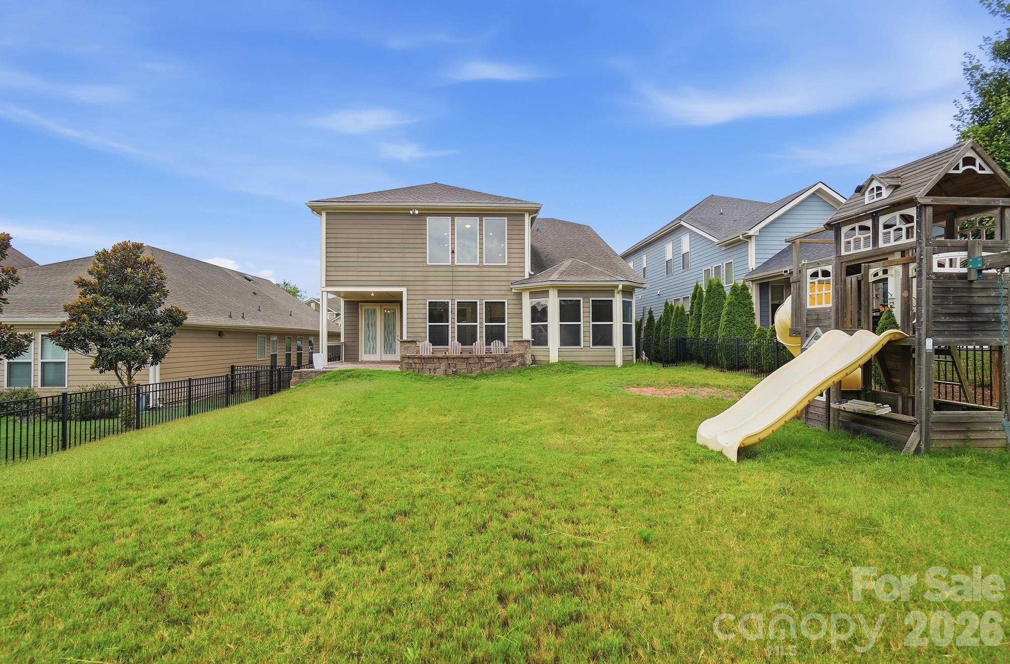 Single Family Residence at 6051 Drave Lane, Fort Mill, photo 45 of 47