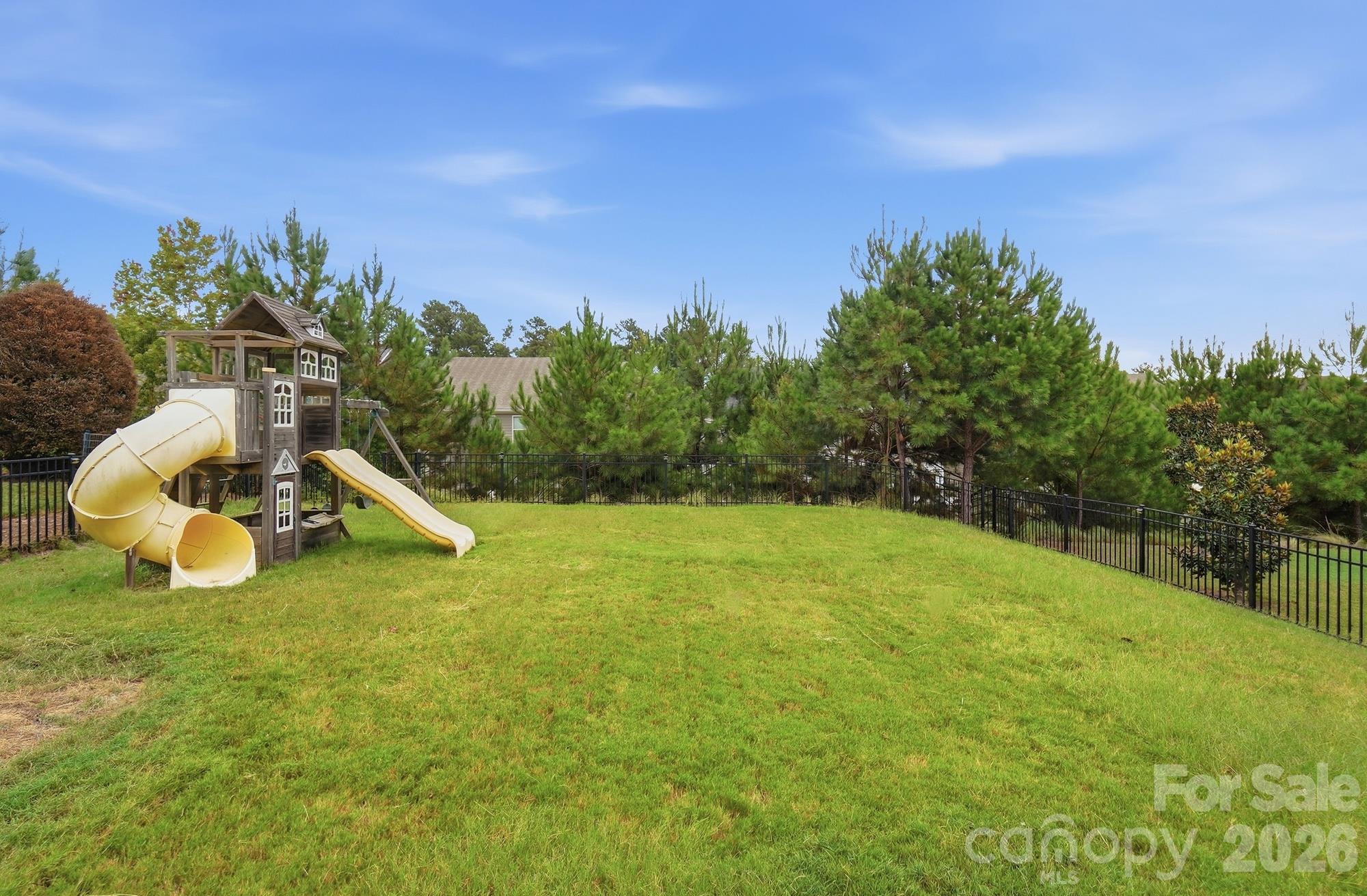 Single Family Residence at 6051 Drave Lane, Fort Mill, photo 47 of 47