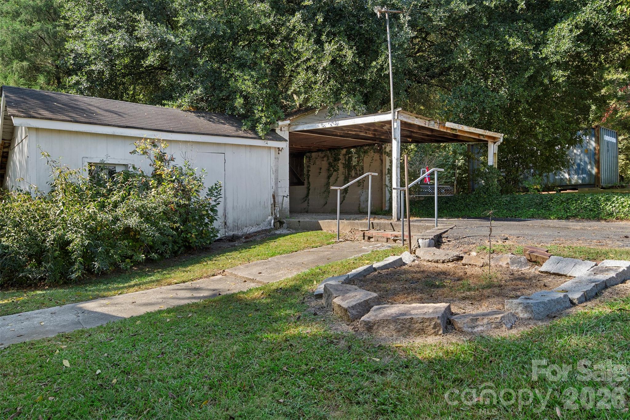Single Family Residence at 4601 Mooresville Road, Kannapolis, photo 28 of 33