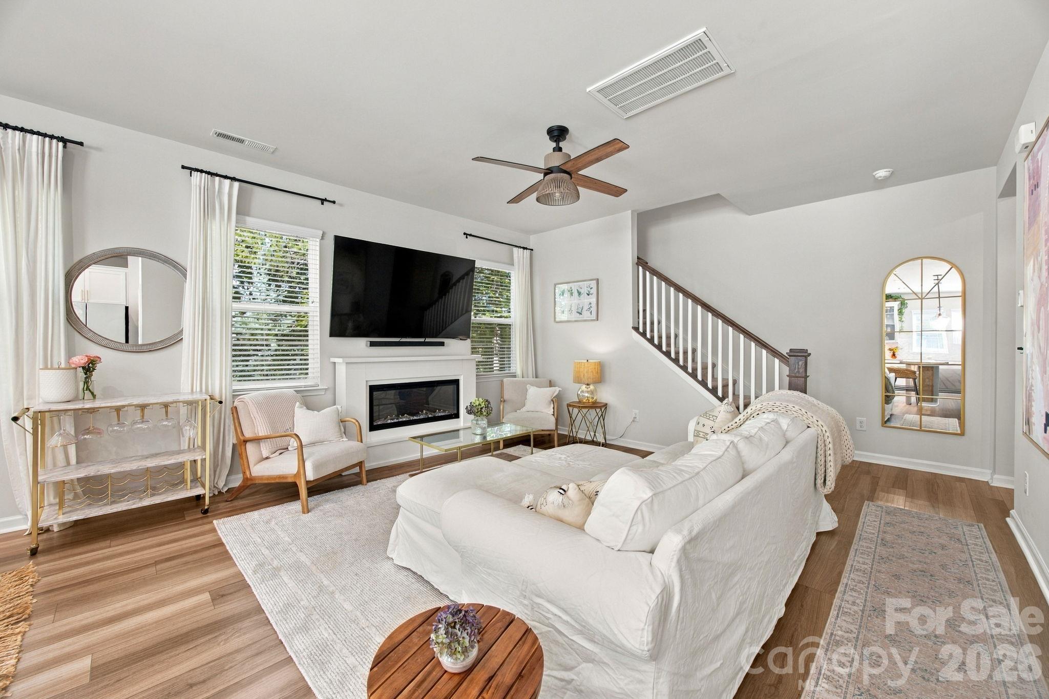 Townhouse at 706 Redd Alley, Charlotte, photo 5 of 39