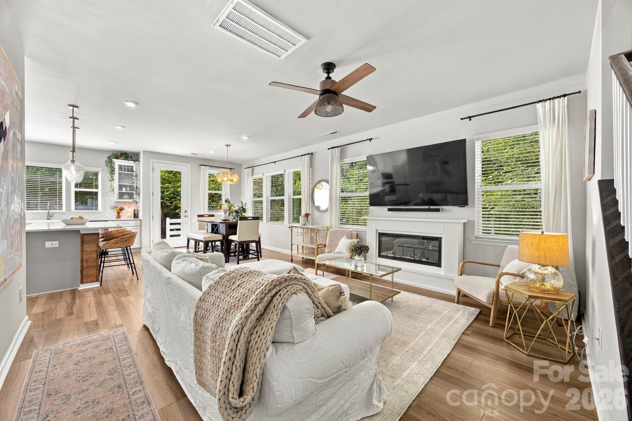 Townhouse at 706 Redd Alley, Charlotte, photo 13 of 39