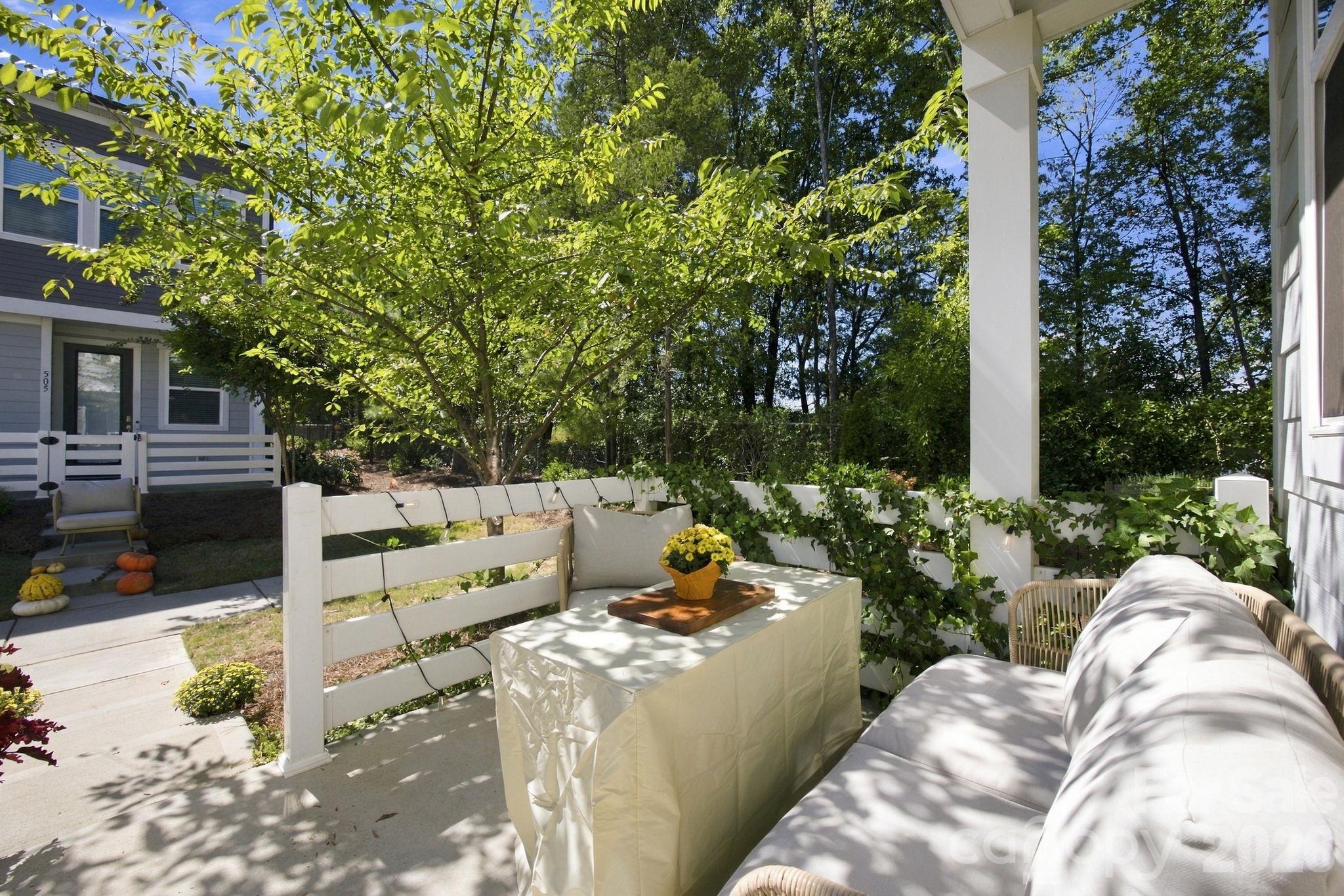 Townhouse at 706 Redd Alley, Charlotte, photo 31 of 39