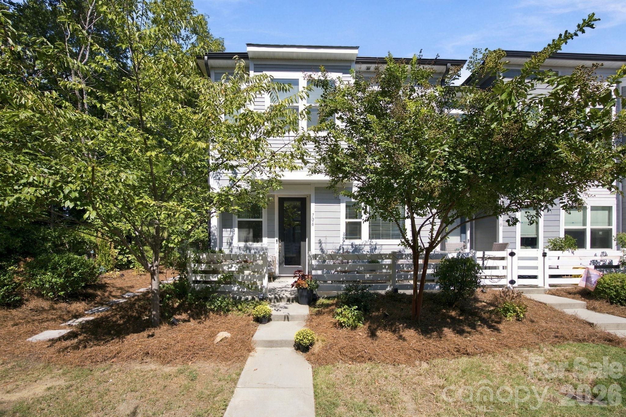 Townhouse at 706 Redd Alley, Charlotte, photo 33 of 39