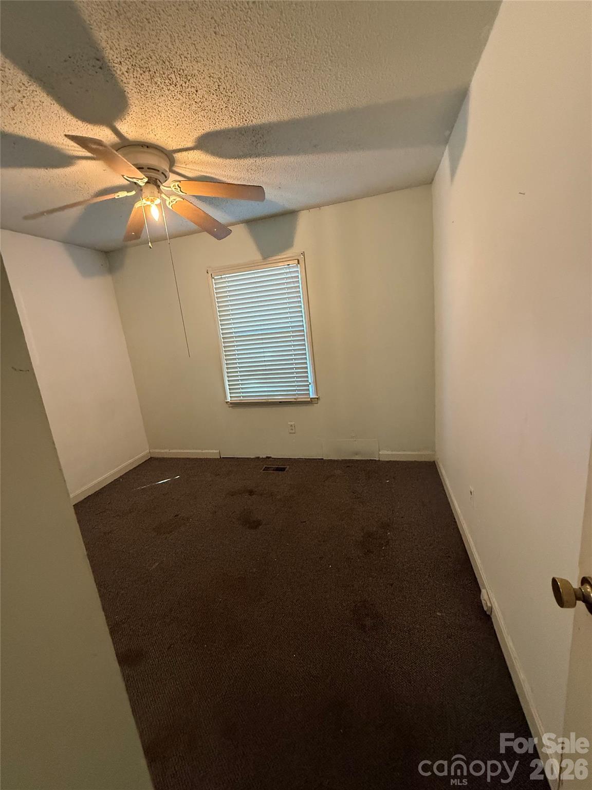 Single Family Residence at 324 Briarwood Drive, Dallas, photo 11 of 28
