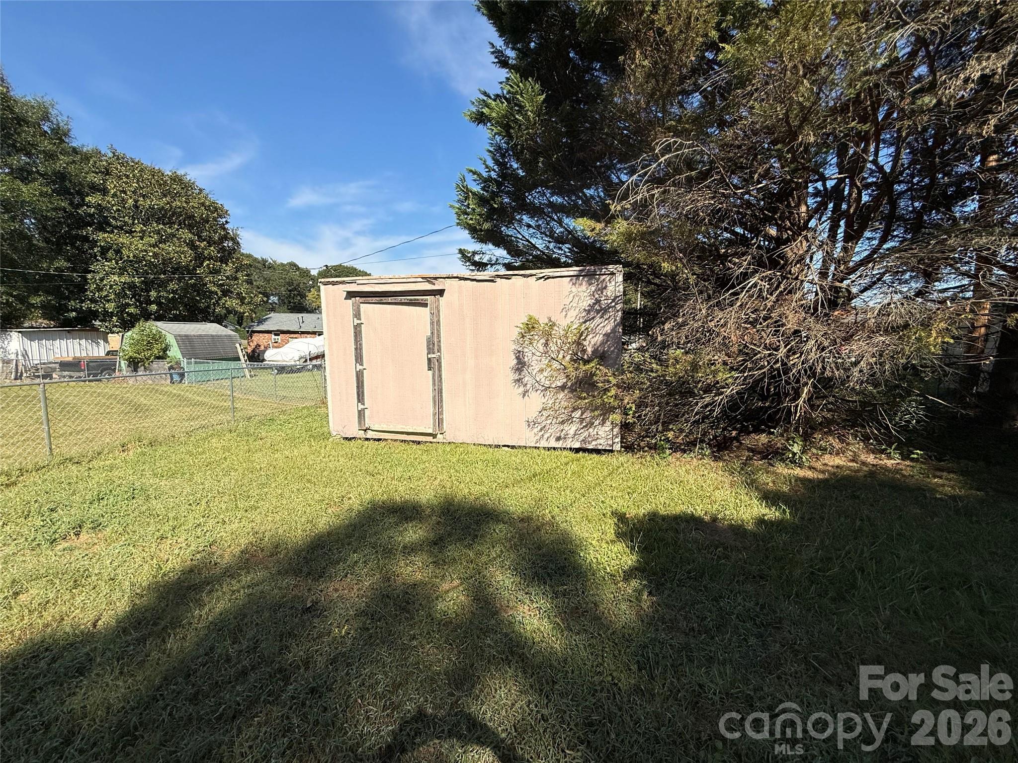 Single Family Residence at 324 Briarwood Drive, Dallas, photo 26 of 28