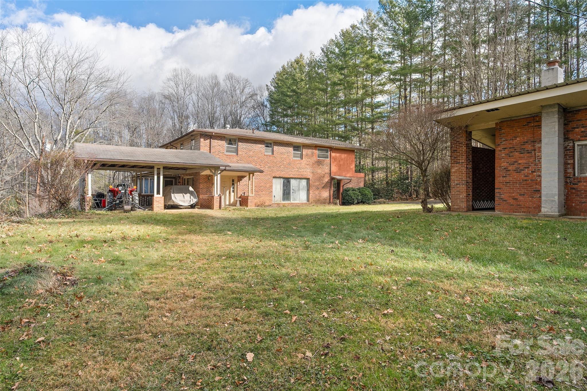 Hotel/Motel at 20826 Great Smoky Mountain Expressway, Waynesville, photo 6 of 41