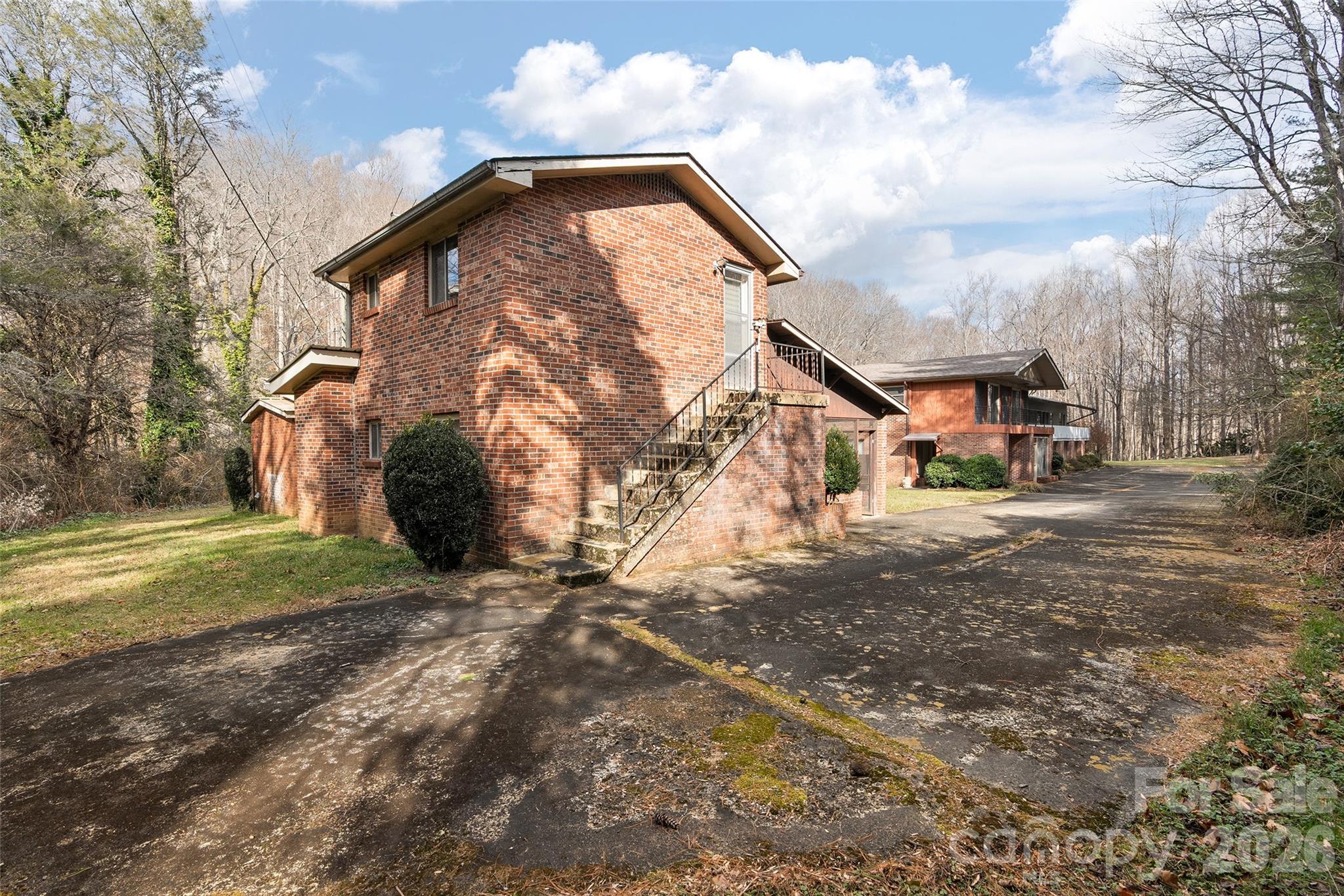 Hotel/Motel at 20826 Great Smoky Mountain Expressway, Waynesville, photo 12 of 41