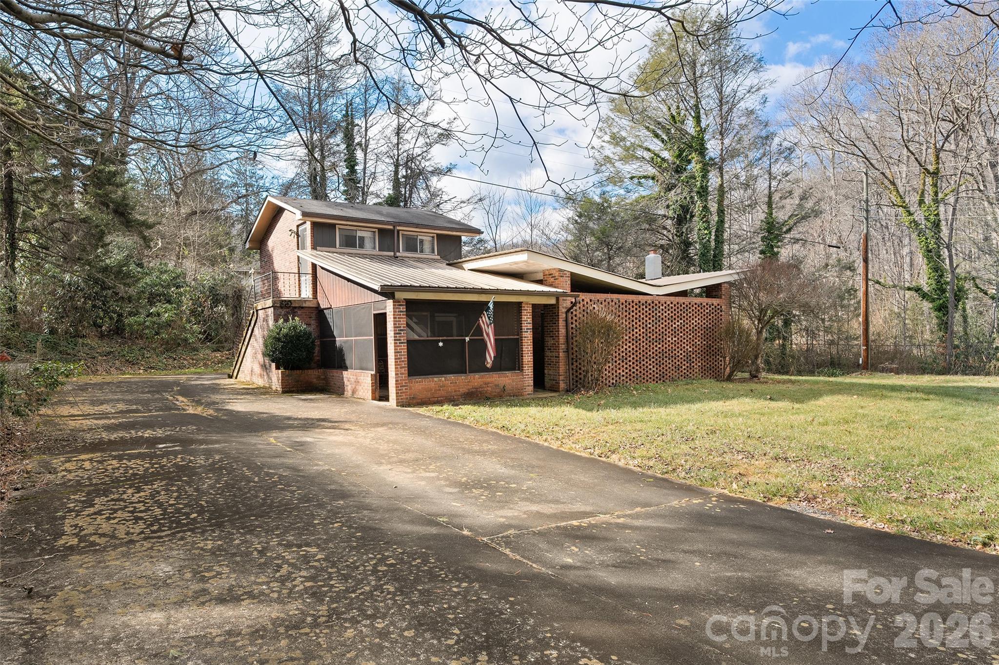 Hotel/Motel at 20826 Great Smoky Mountain Expressway, Waynesville, photo 13 of 41