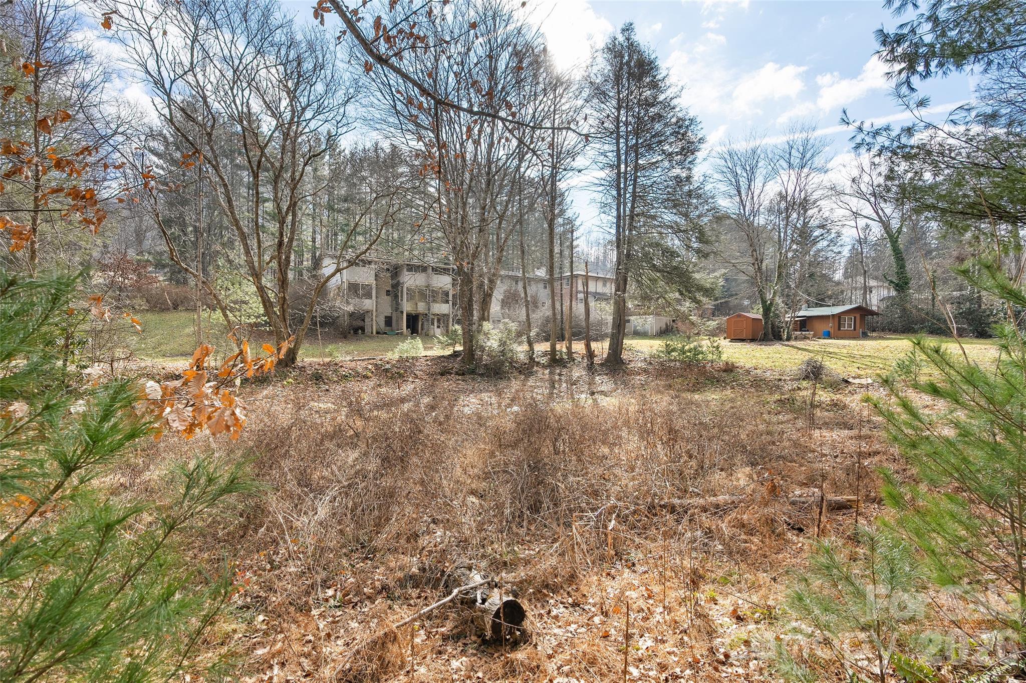 Hotel/Motel at 20826 Great Smoky Mountain Expressway, Waynesville, photo 15 of 41