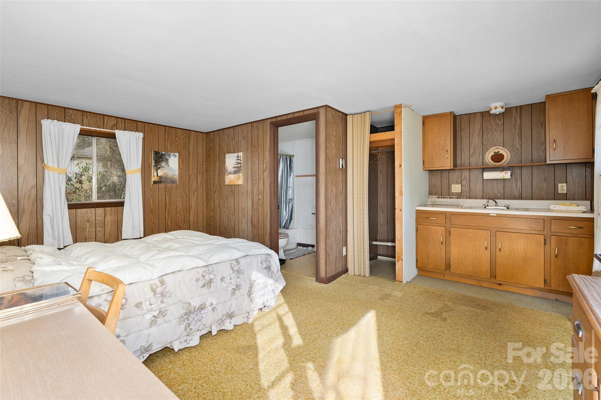 Hotel/Motel at 20826 Great Smoky Mountain Expressway, Waynesville, photo 17 of 41
