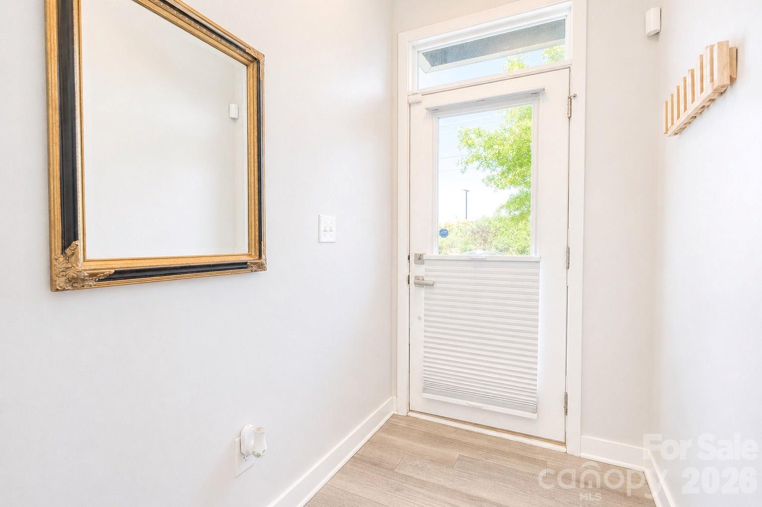 Townhouse at 268 Parkwood Avenue, Charlotte, photo 5 of 48
