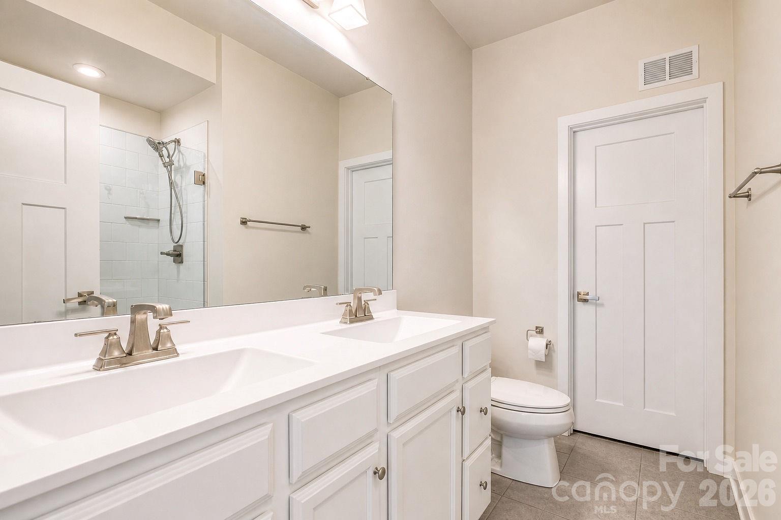 Townhouse at 268 Parkwood Avenue, Charlotte, photo 24 of 48