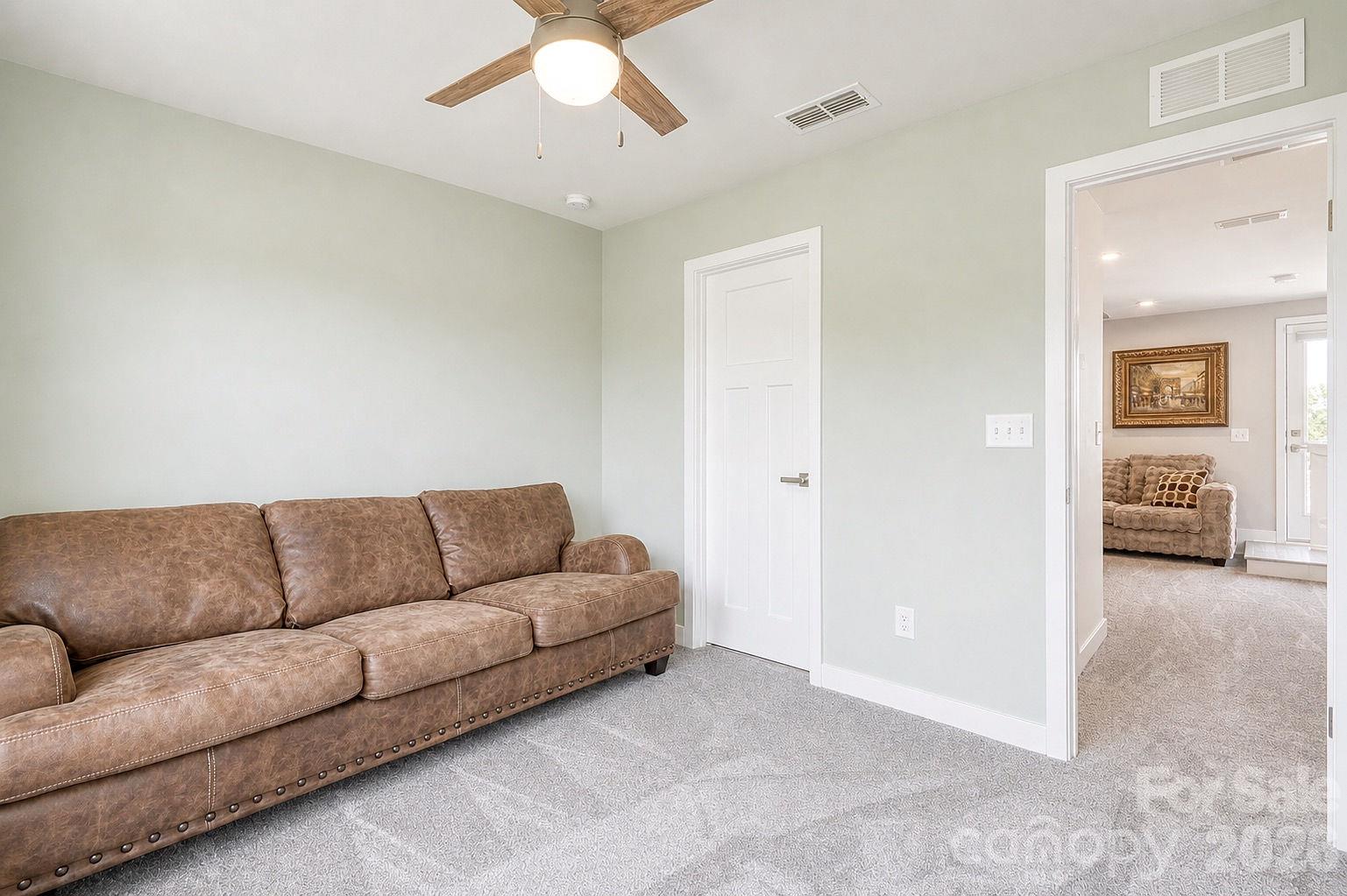 Townhouse at 268 Parkwood Avenue, Charlotte, photo 32 of 48