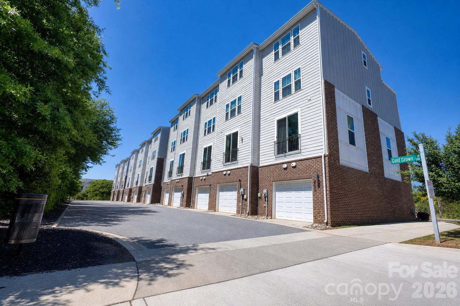 Townhouse at 268 Parkwood Avenue, Charlotte, photo 41 of 48