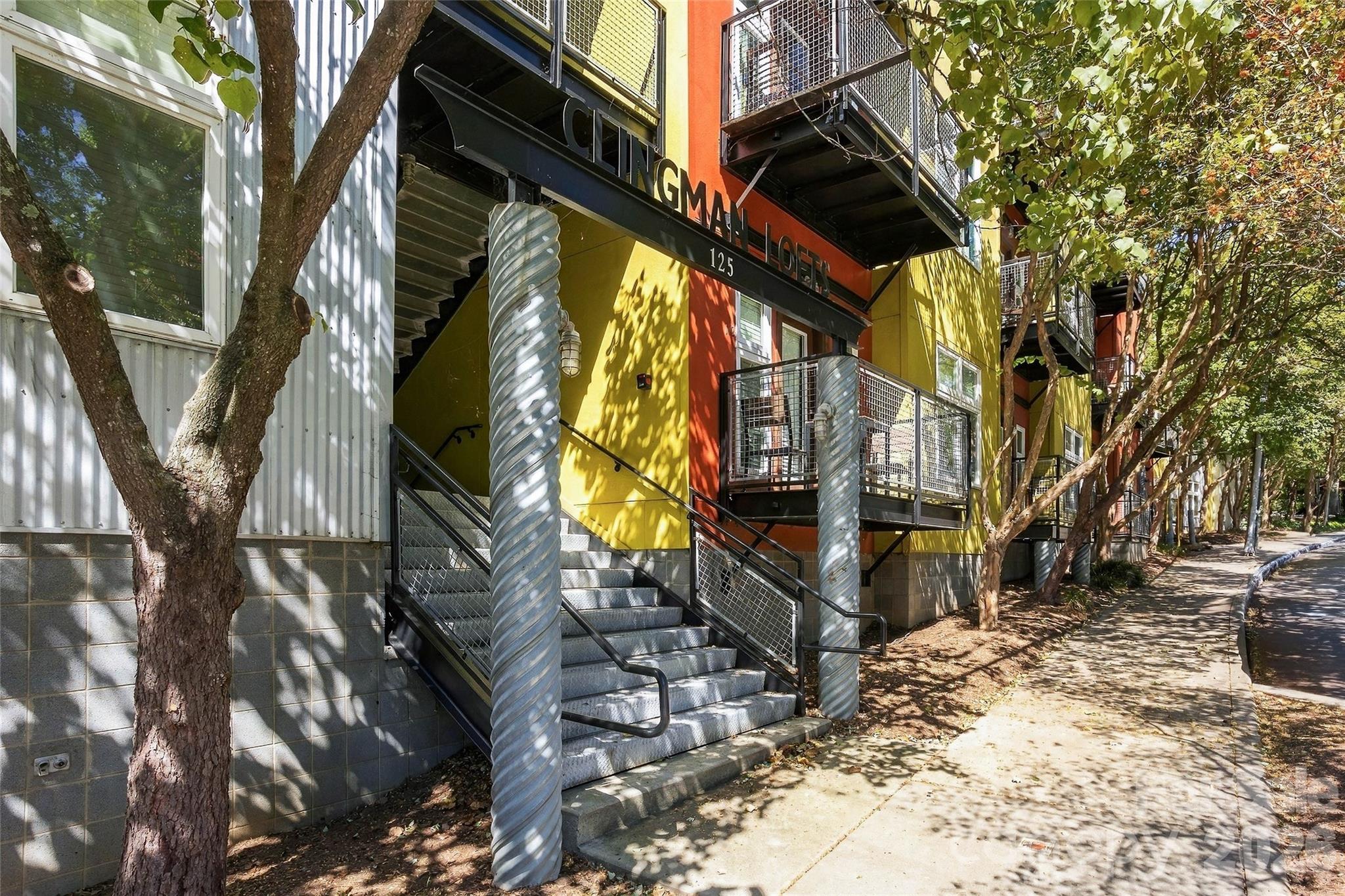 Condominium at 125 Clingman Avenue, Asheville, photo 29 of 36