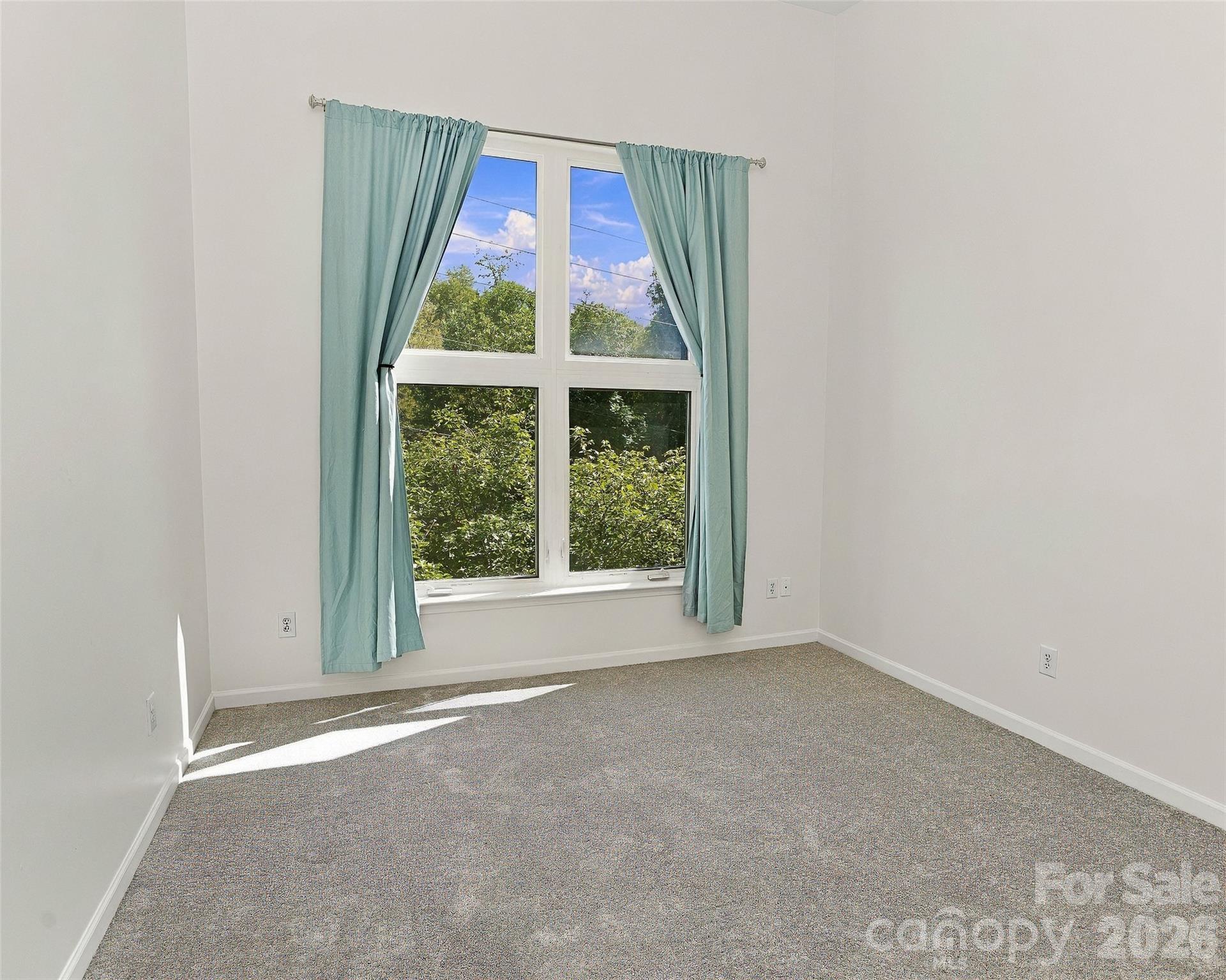 Condominium at 125 Clingman Avenue, Asheville, photo 13 of 36