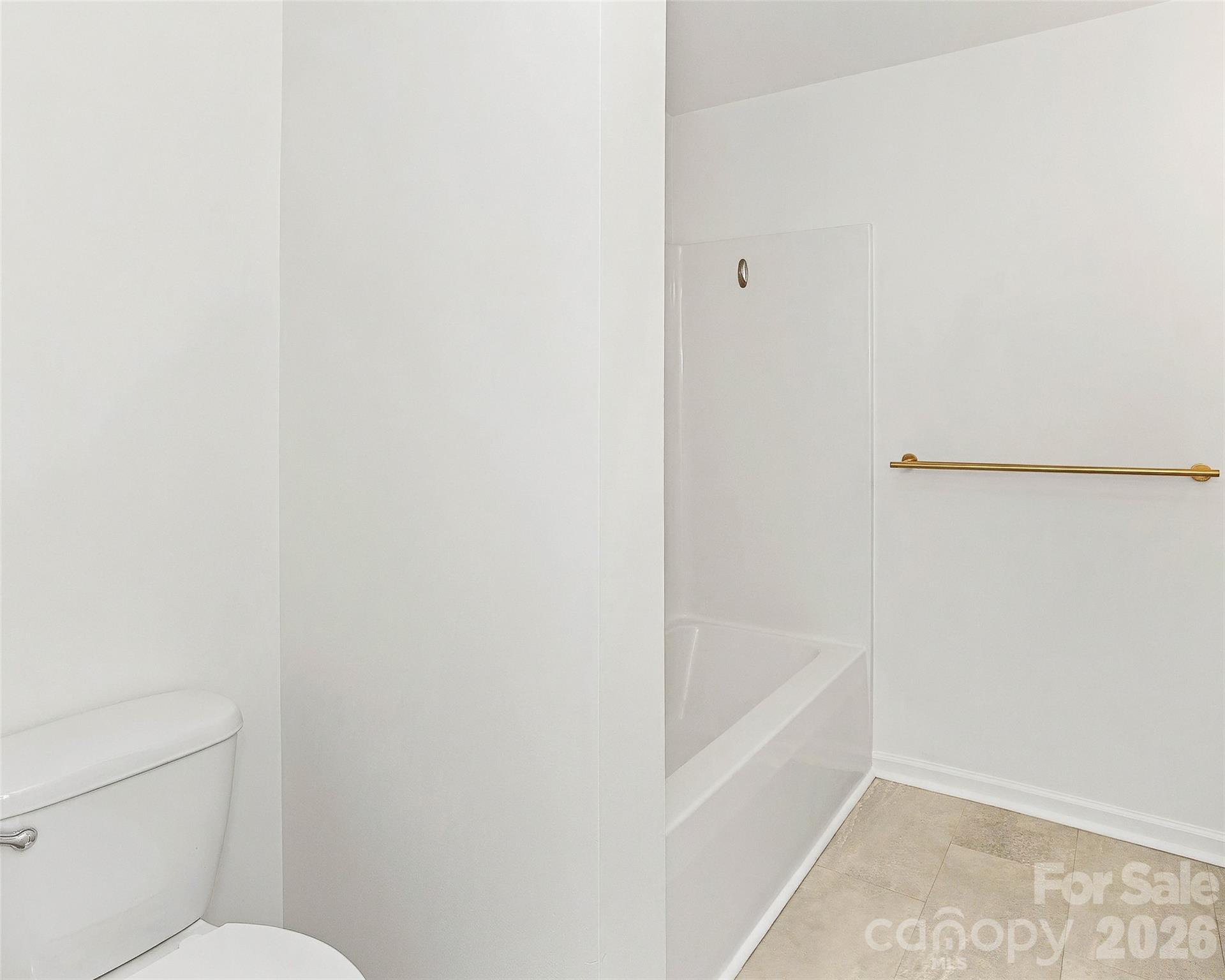 Condominium at 125 Clingman Avenue, Asheville, photo 18 of 36