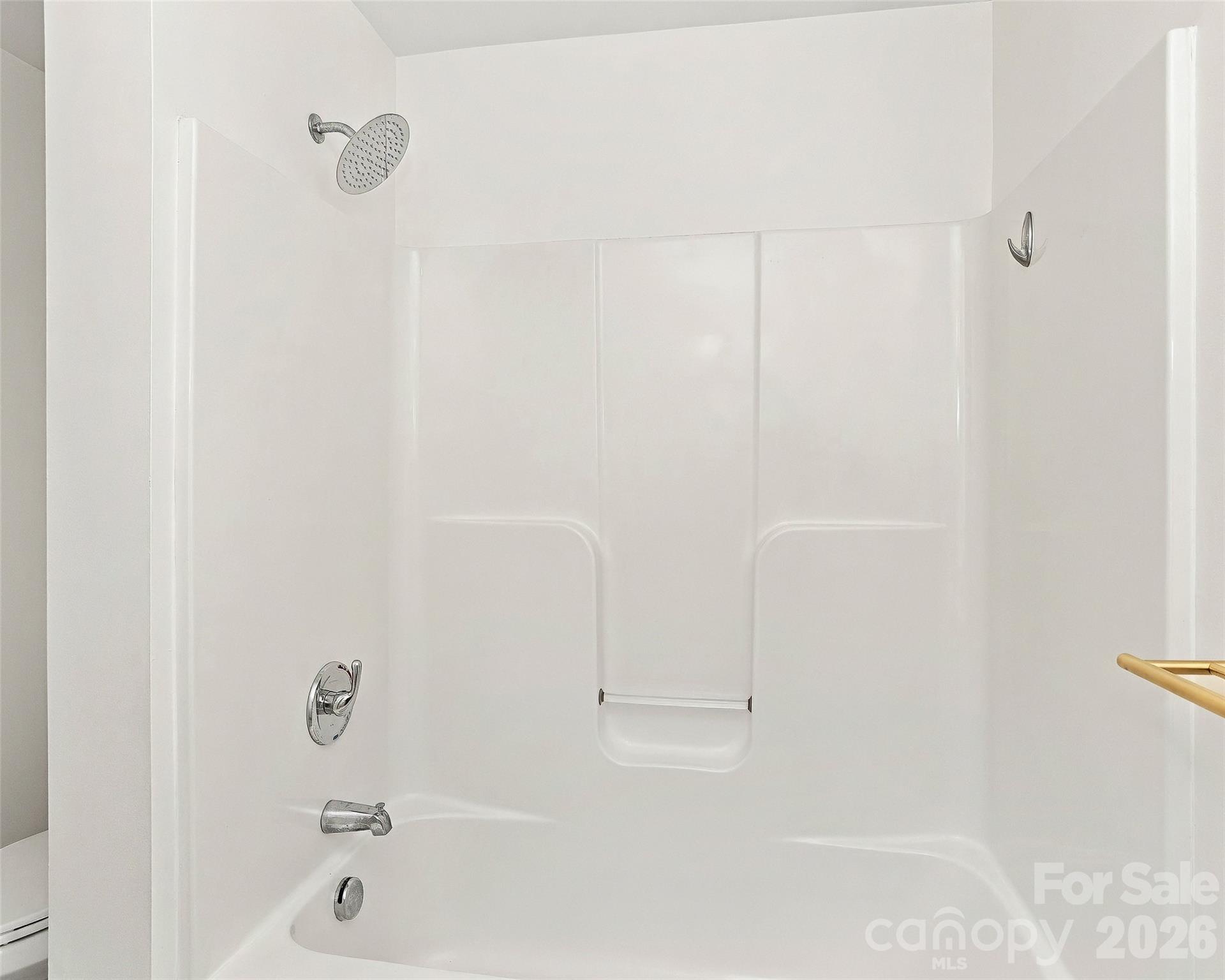 Condominium at 125 Clingman Avenue, Asheville, photo 19 of 36