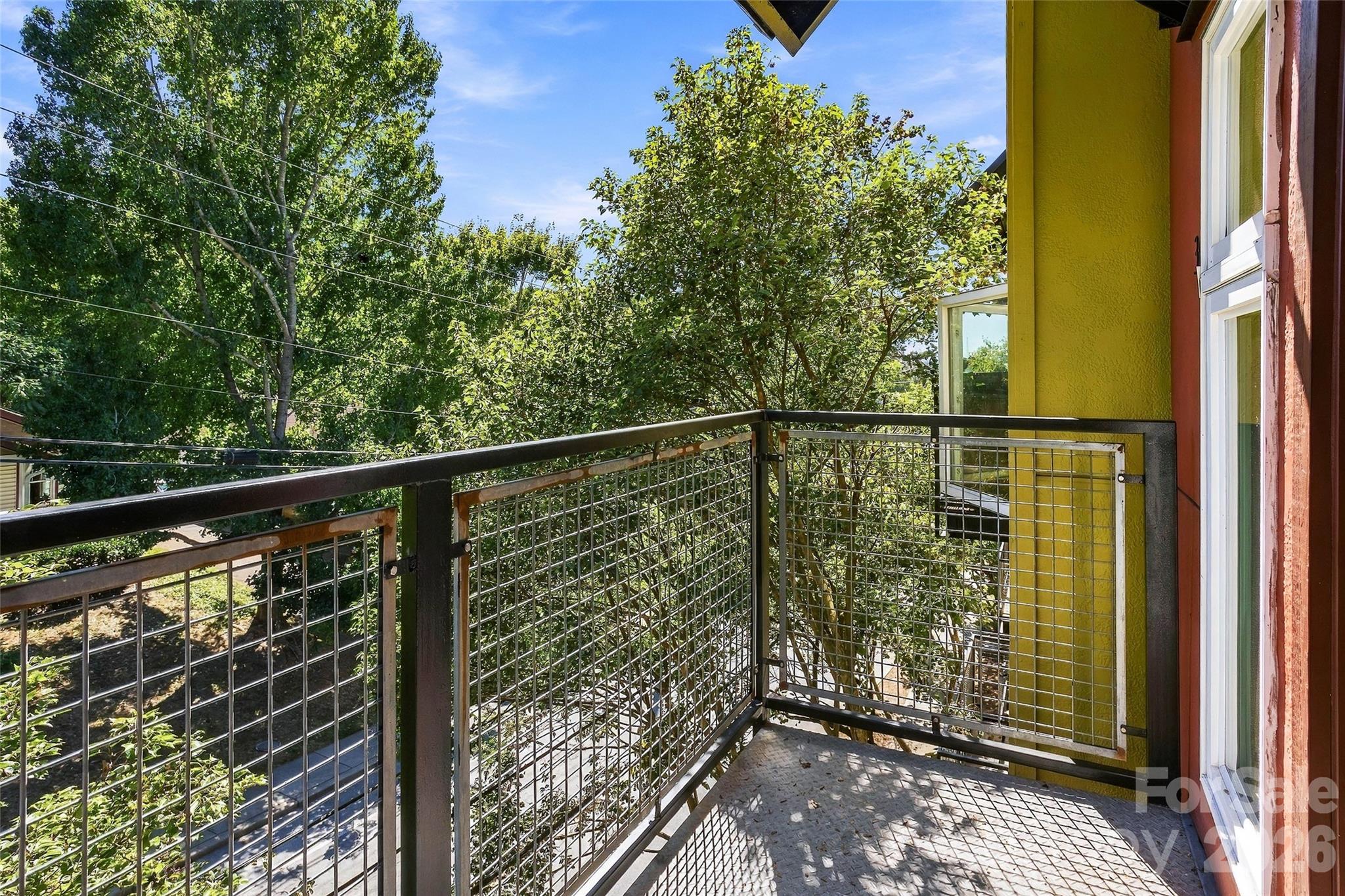 Condominium at 125 Clingman Avenue, Asheville, photo 23 of 36