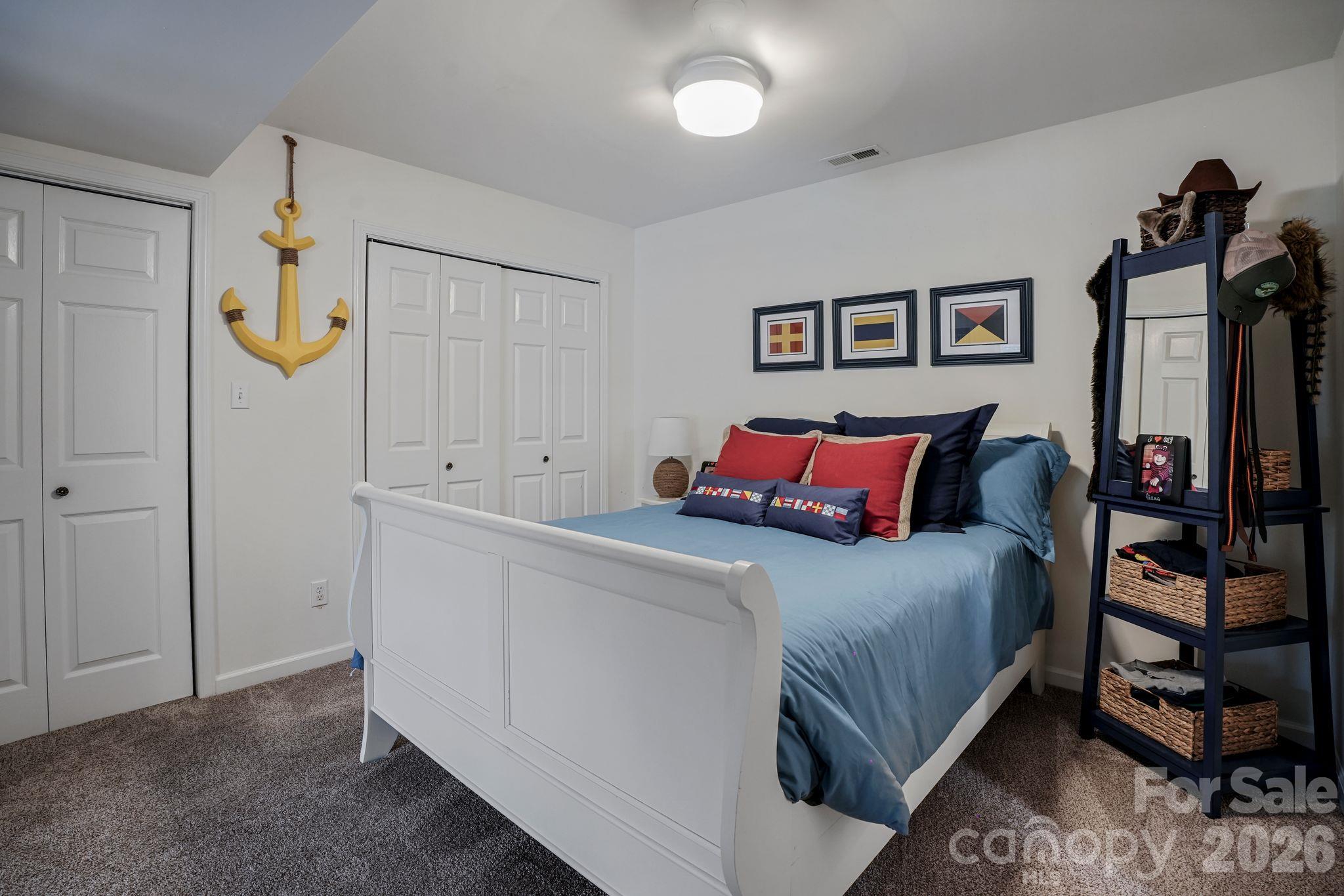 Single Family Residence at 2250 Mallard Cove Drive, Nebo, photo 28 of 48