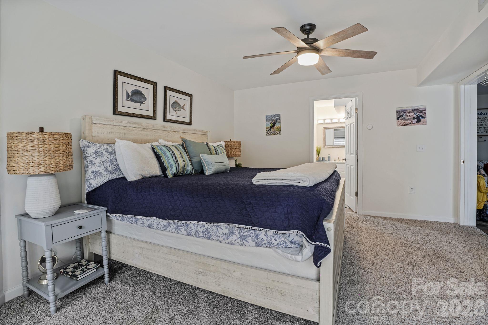 Single Family Residence at 2250 Mallard Cove Drive, Nebo, photo 29 of 48