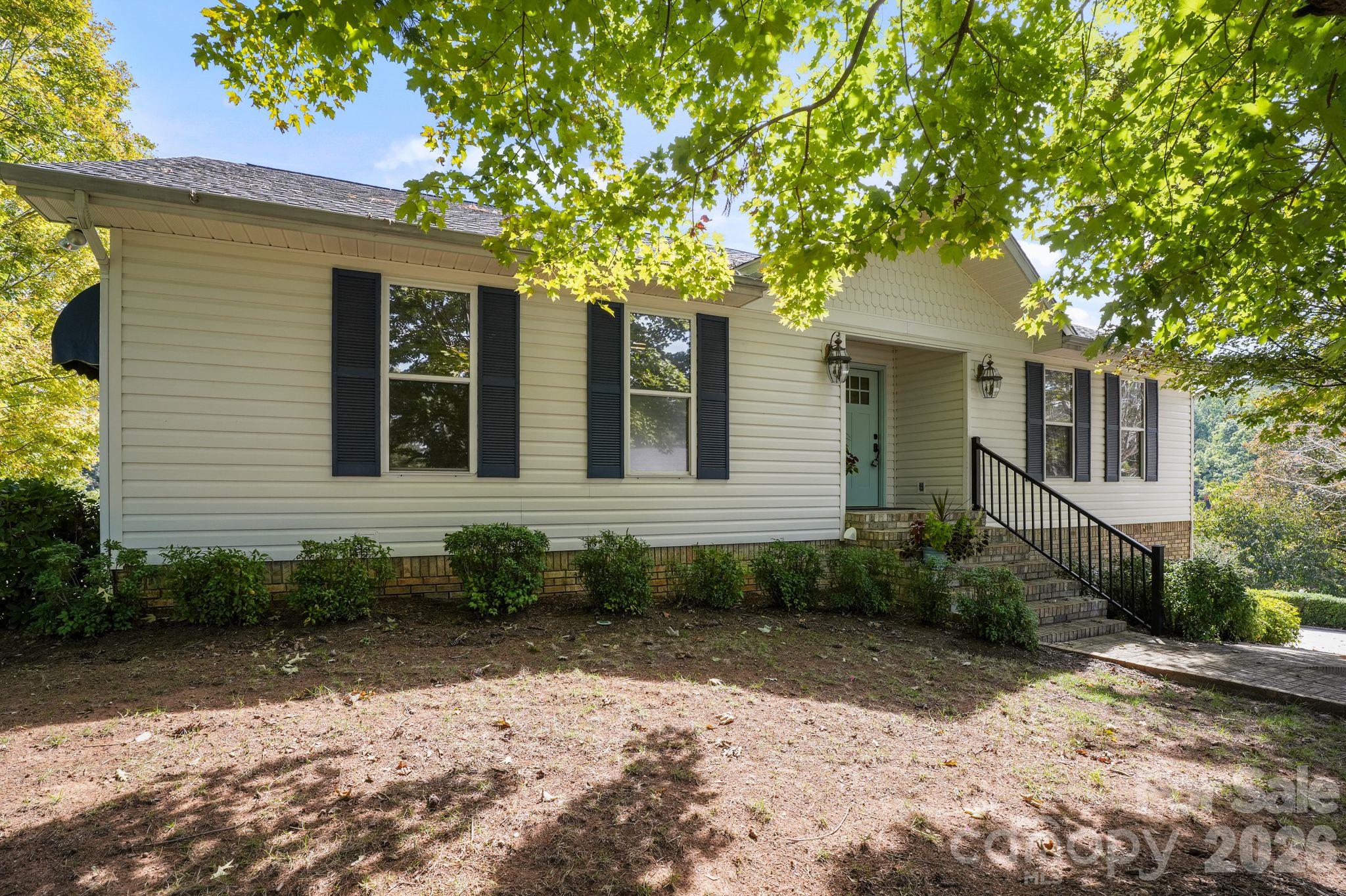 Single Family Residence at 2250 Mallard Cove Drive, Nebo, photo 33 of 48