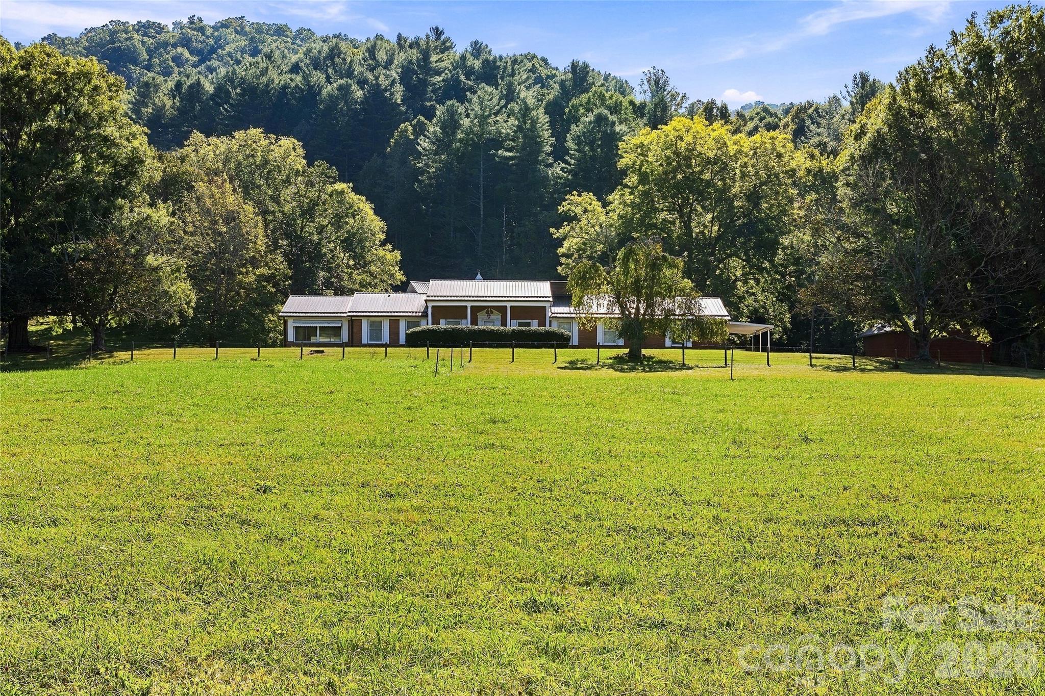Single Family Residence at 5810 Us 23 Highway, Mars Hill, photo 6 of 47