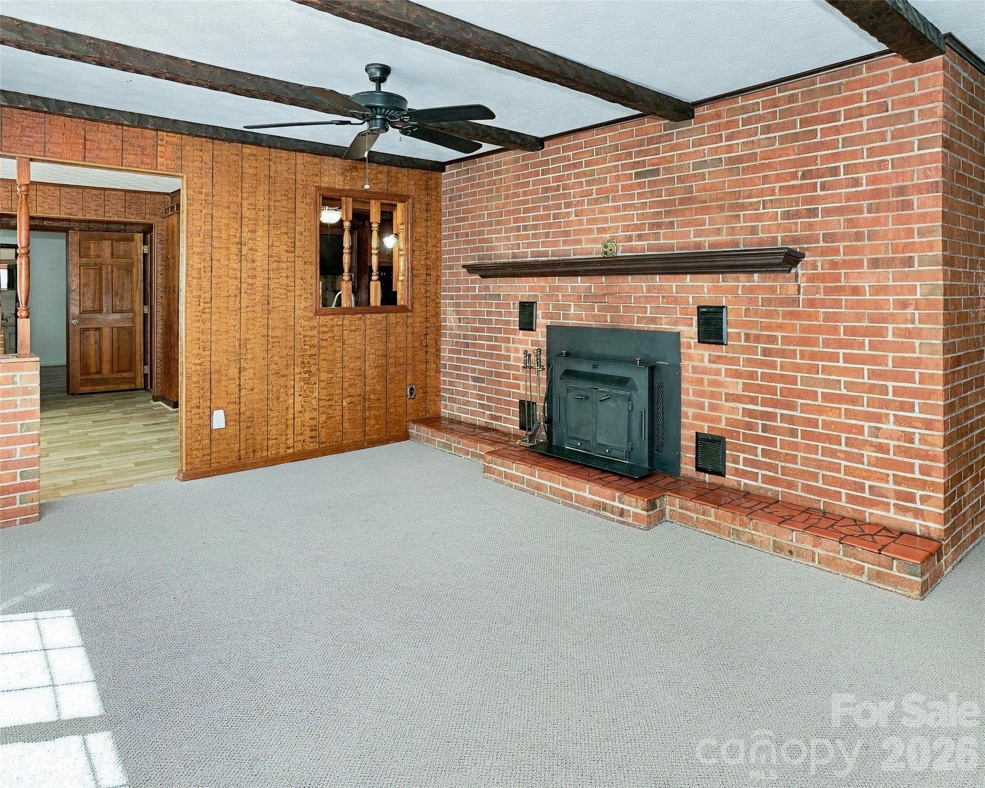 Single Family Residence at 5810 Us 23 Highway, Mars Hill, photo 15 of 47