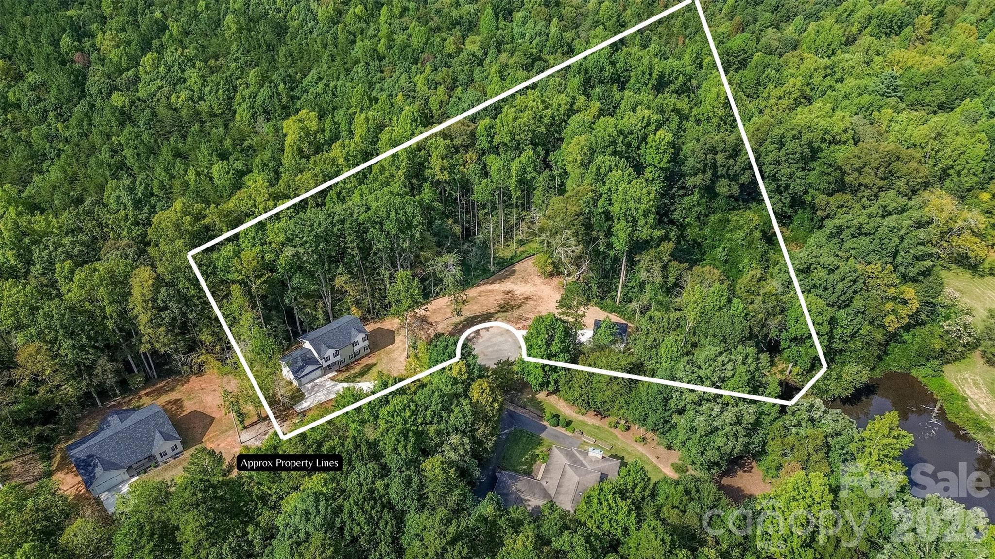 Single Family Residence at 181 Meadowlark Lane, Statesville, photo 6 of 47