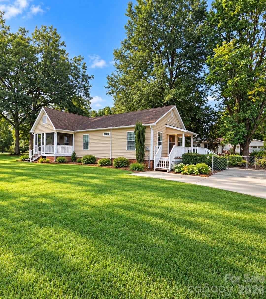 Single Family Residence at 555 Palmer Road, Rockwell, photo 4 of 22