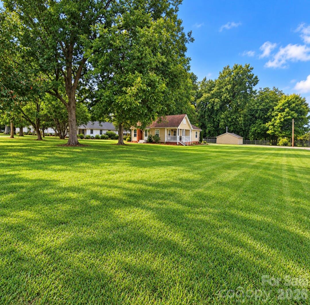 Single Family Residence at 555 Palmer Road, Rockwell, photo 5 of 22