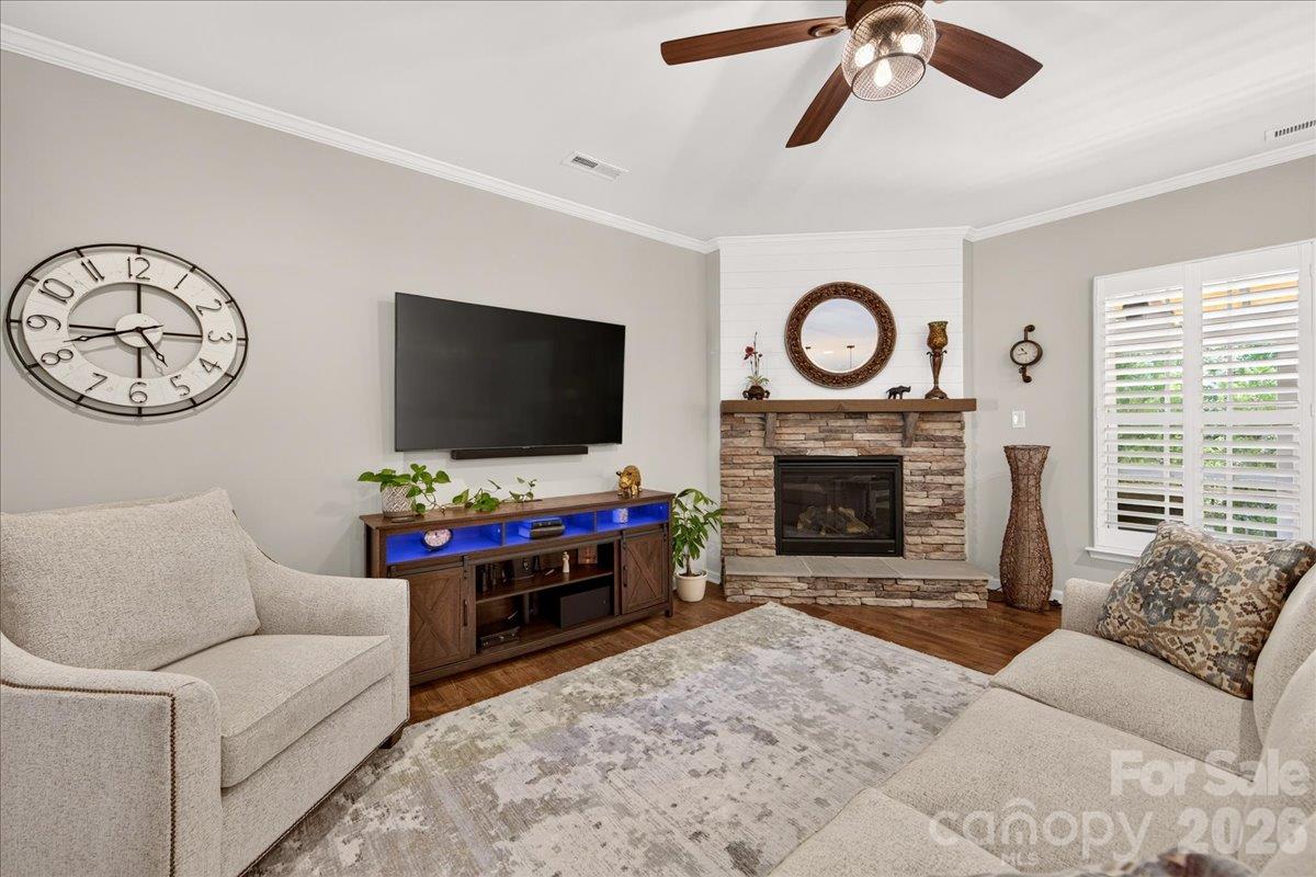 Large living room with gas fireplace - 3093 Hartson Pointe Drive, Fort Mill