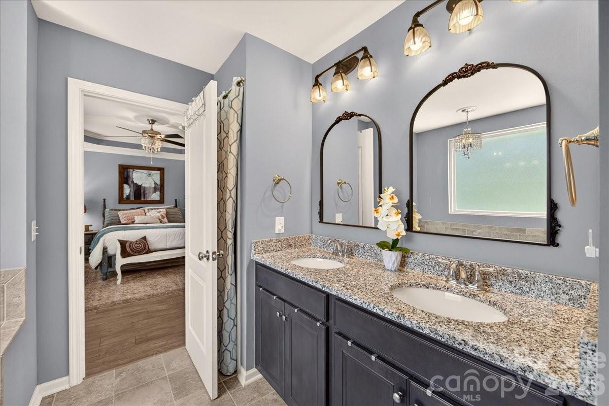 Luxury ensuite bathroom with double vanity - 3093 Hartson Pointe Drive, Fort Mill