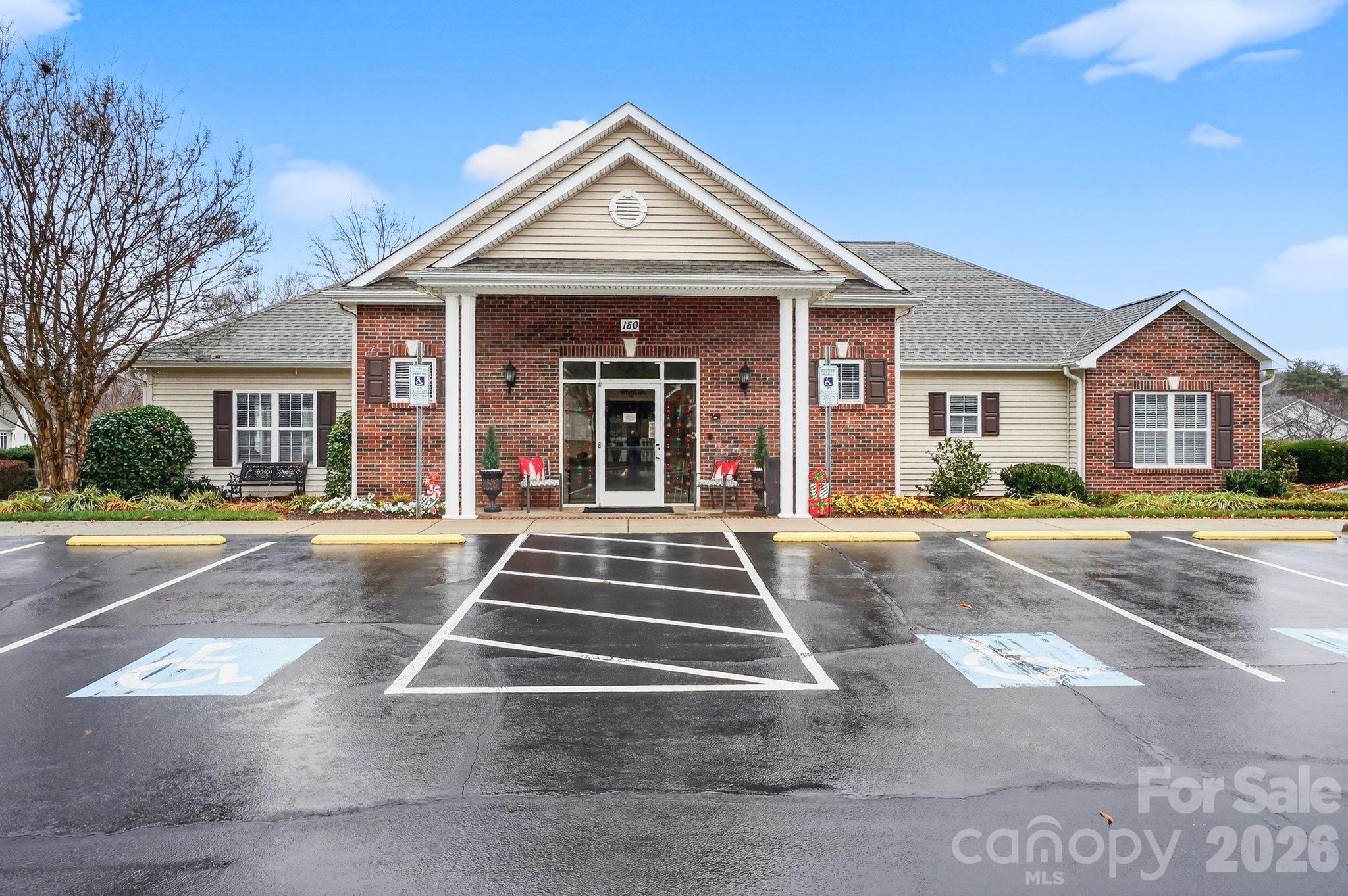 Community Clubhouse with Fitness Center - 108 Bevington Way, Mooresville