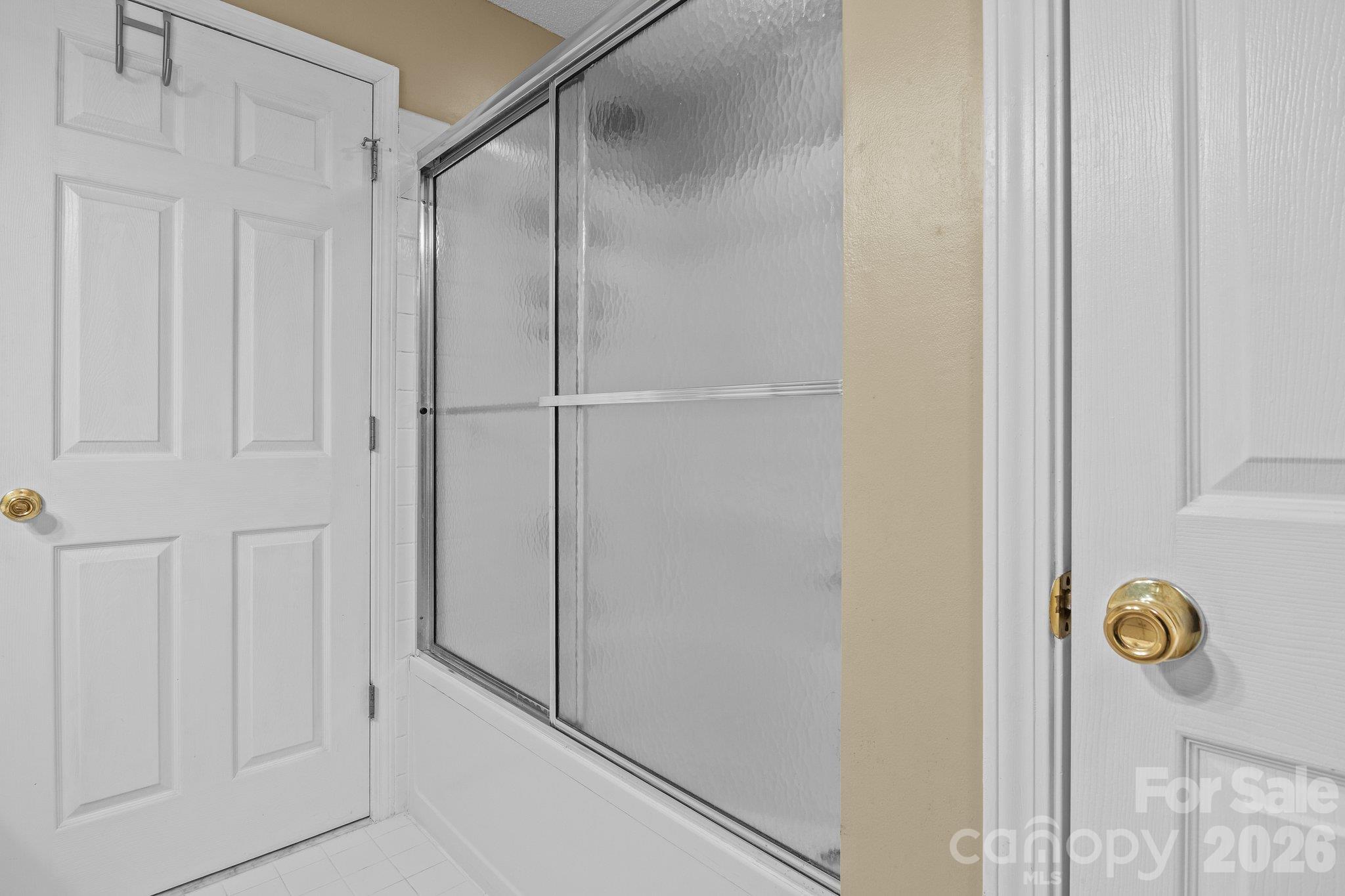 Condominium at 18669 Vineyard Point Lane, Cornelius, photo 16 of 22