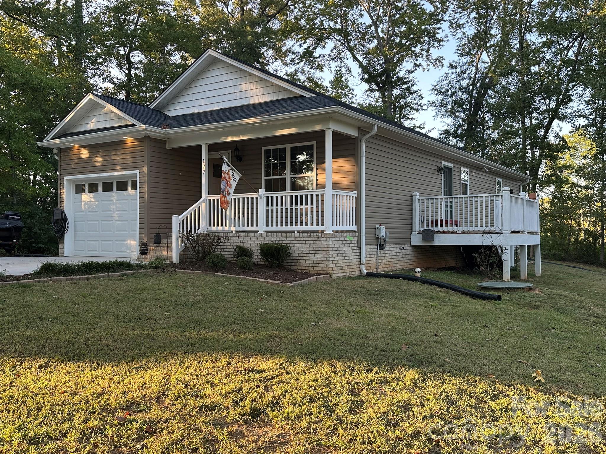 Single Family Residence at 177 Pinehaven Drive, New London, photo 3 of 44