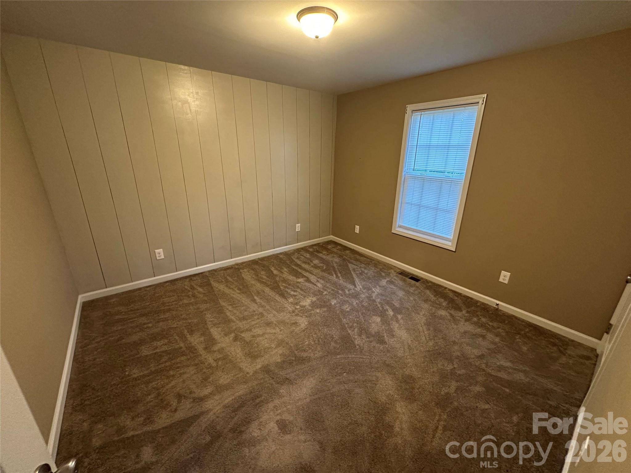 Single Family Residence at 177 Pinehaven Drive, New London, photo 14 of 44