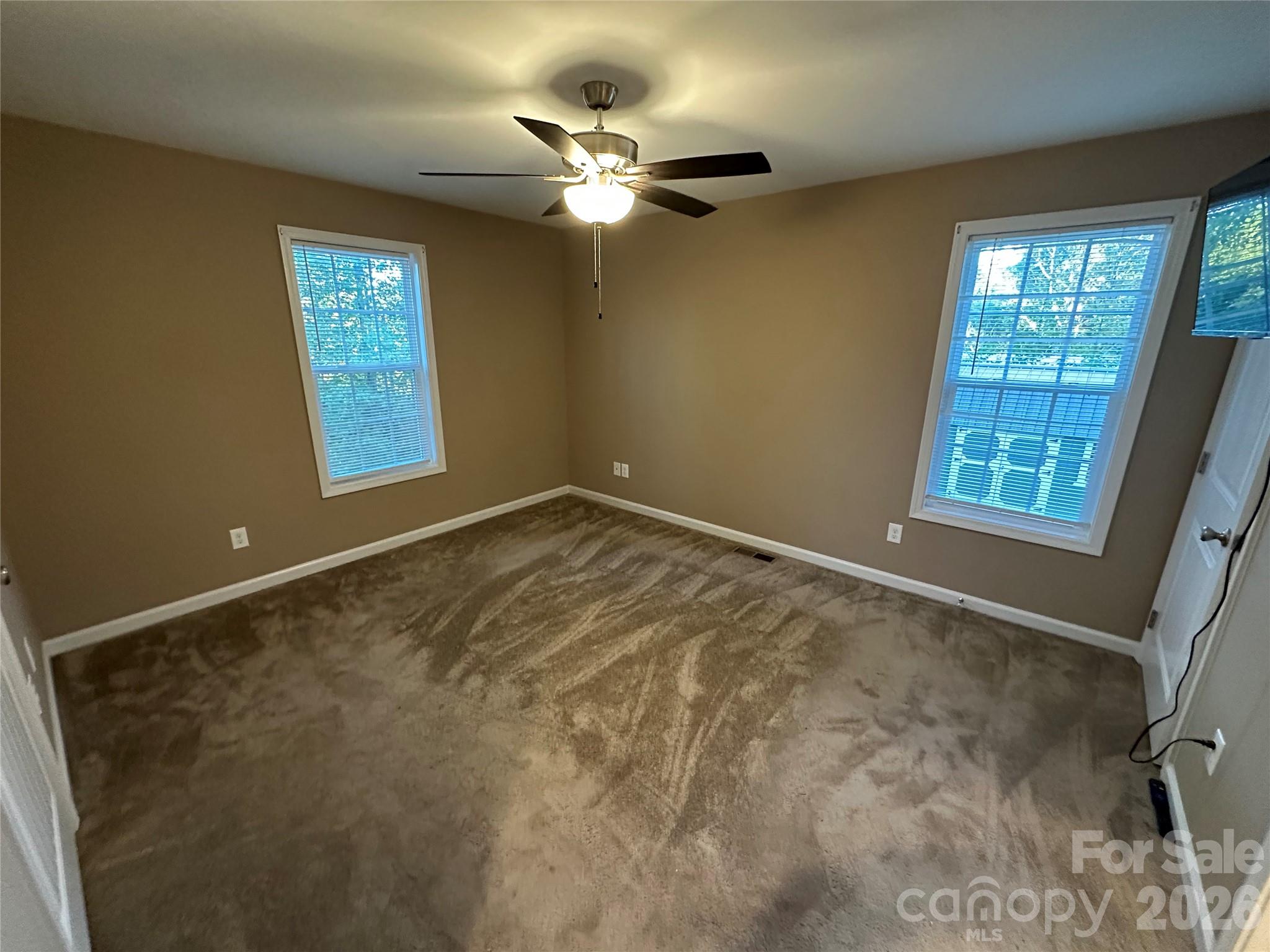 Single Family Residence at 177 Pinehaven Drive, New London, photo 18 of 44