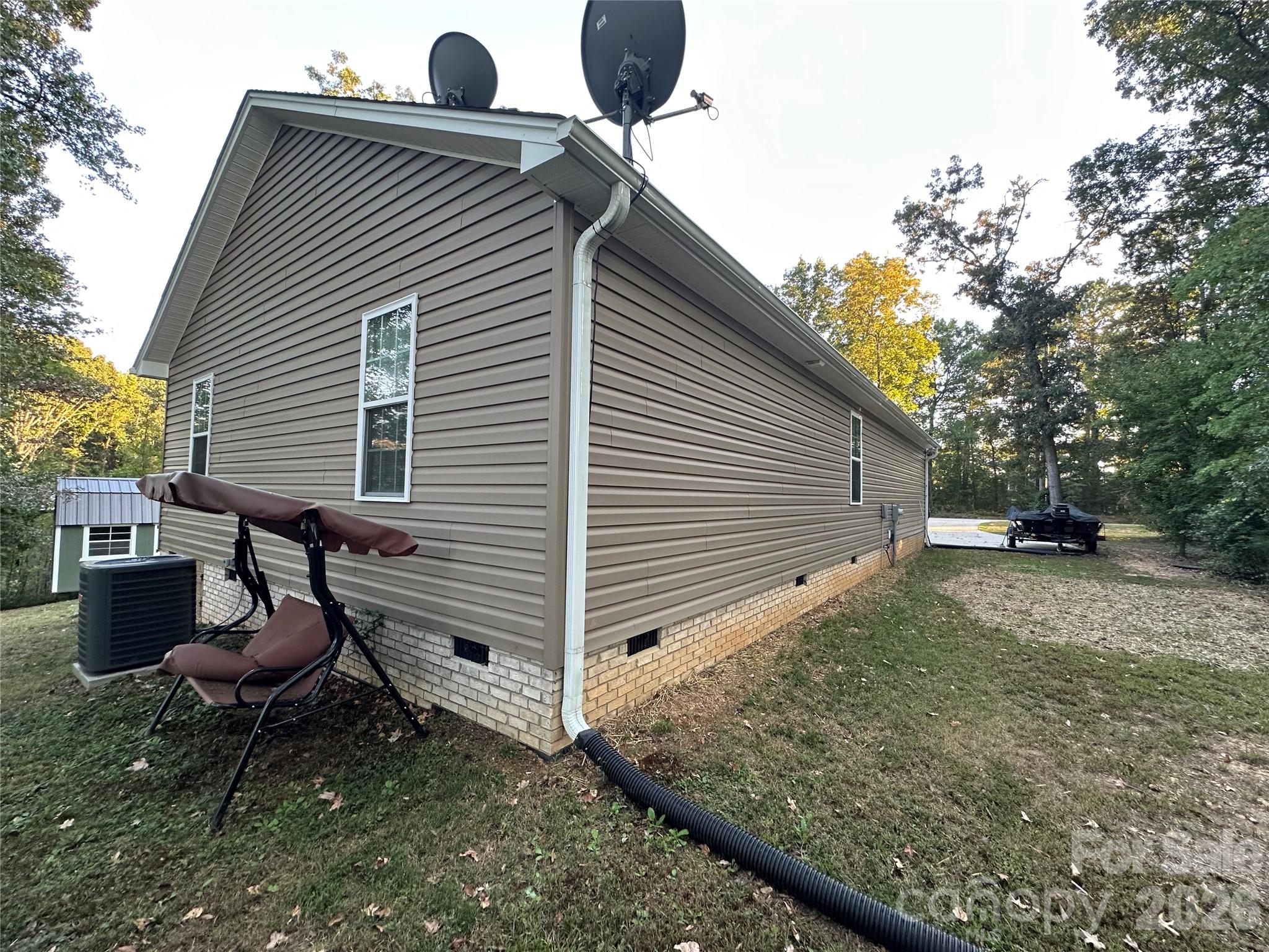 Single Family Residence at 177 Pinehaven Drive, New London, photo 37 of 44