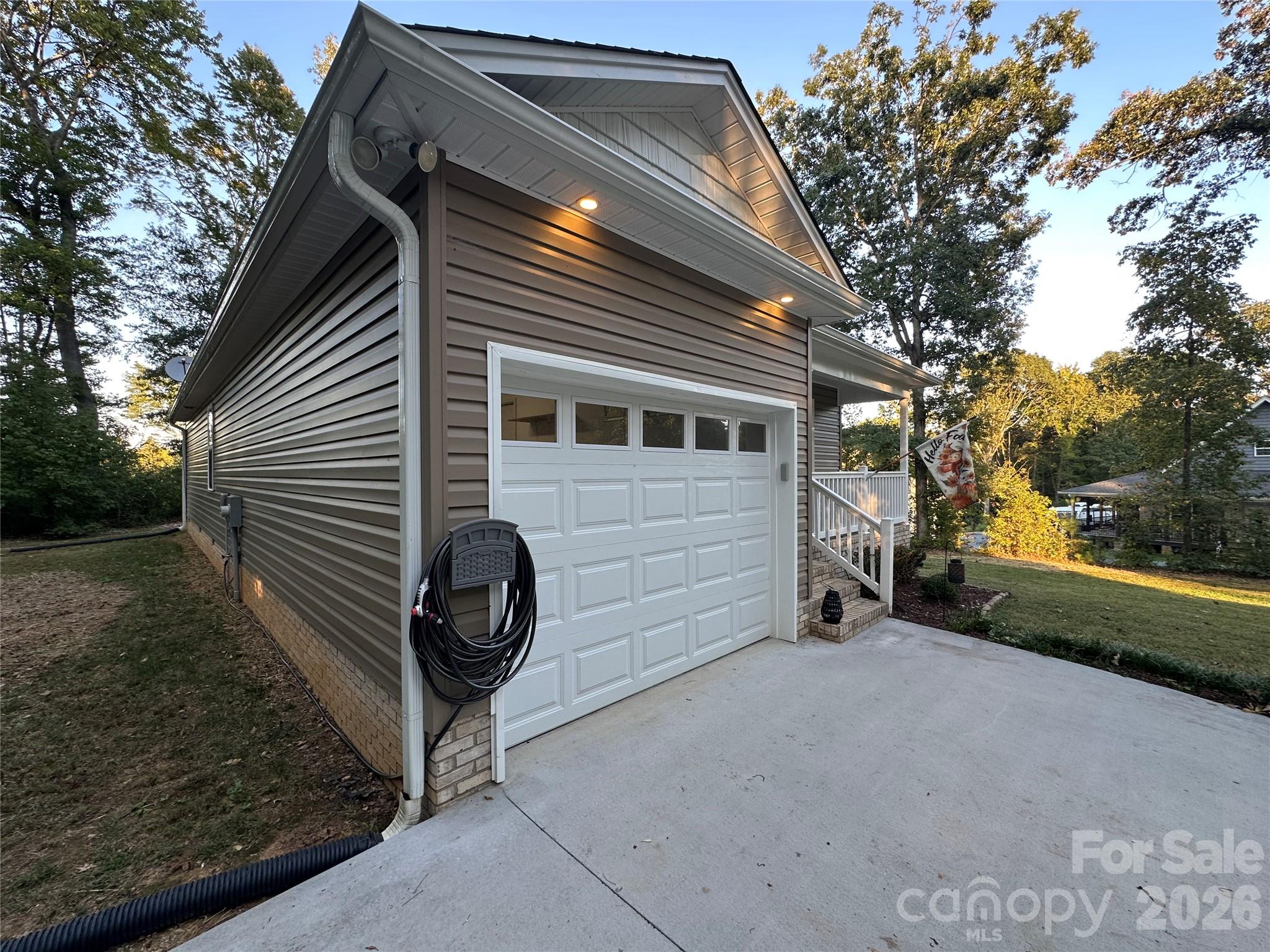 Single Family Residence at 177 Pinehaven Drive, New London, photo 38 of 44