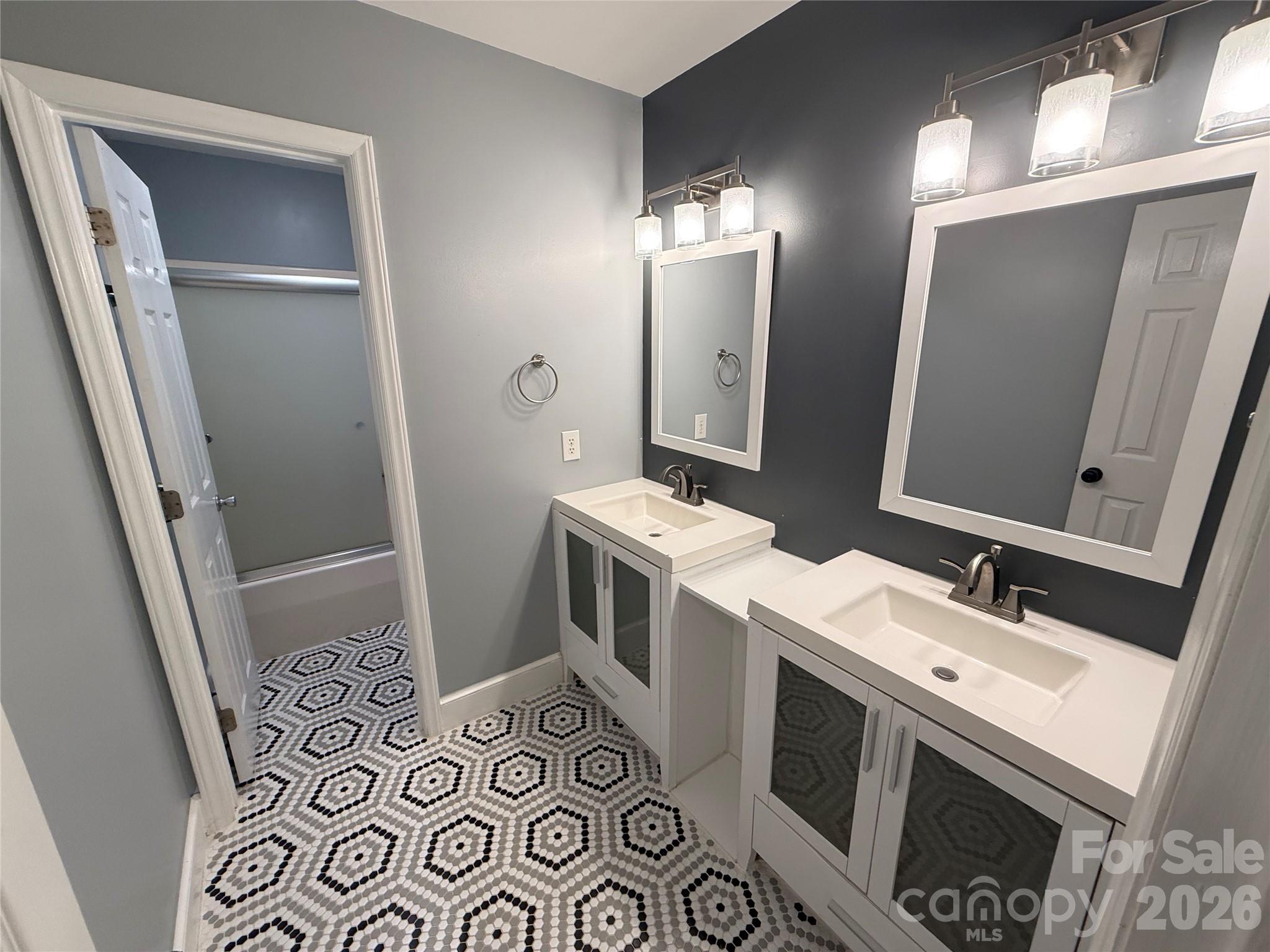 Single Family Residence at 4412 Lazy Drive, Charlotte, photo 26 of 45