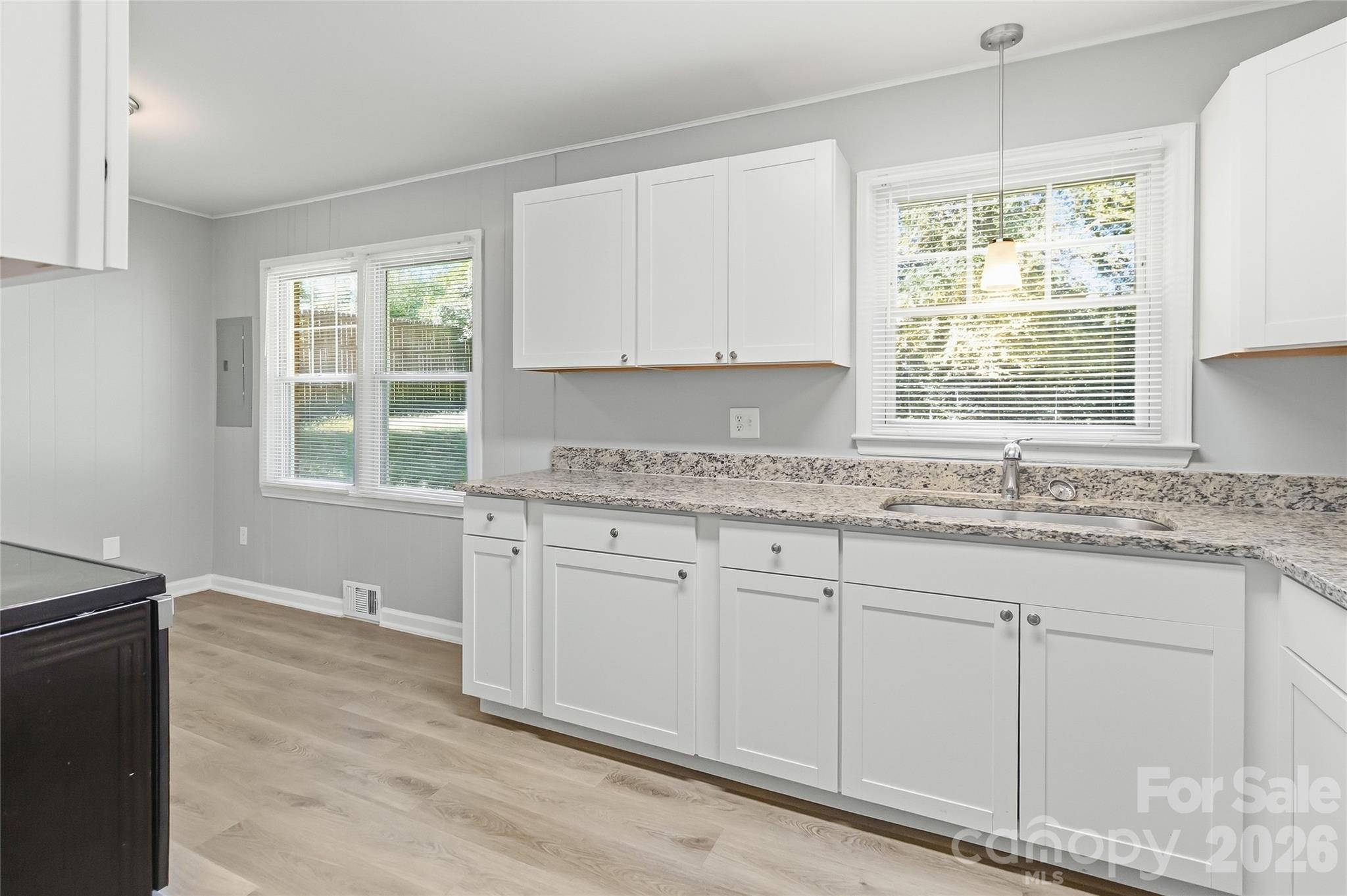 Single Family Residence at 519 Annex Avenue, Kannapolis, photo 5 of 12