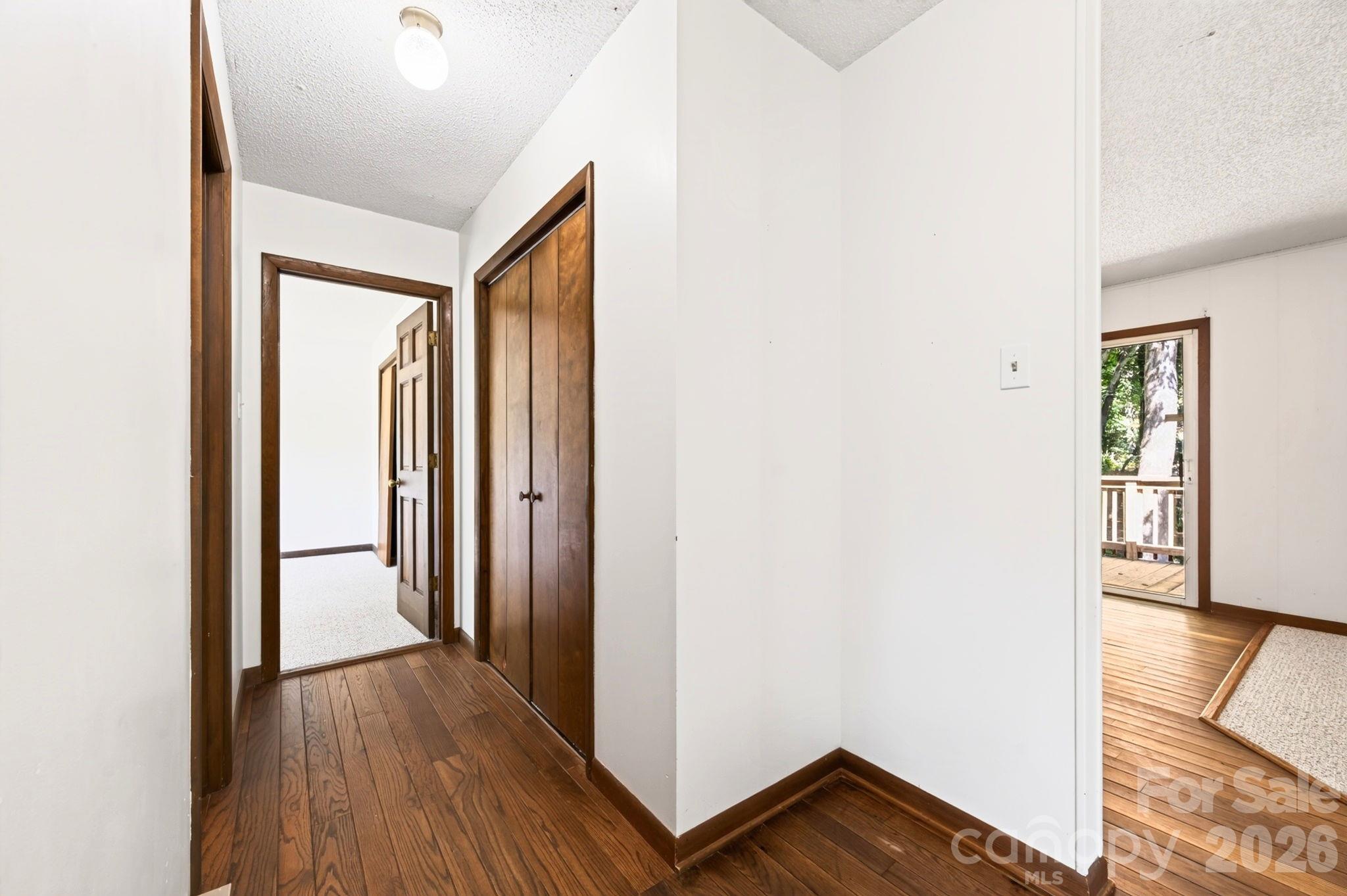 Front Entry Way - 340 Genesis Circle, Black Mountain