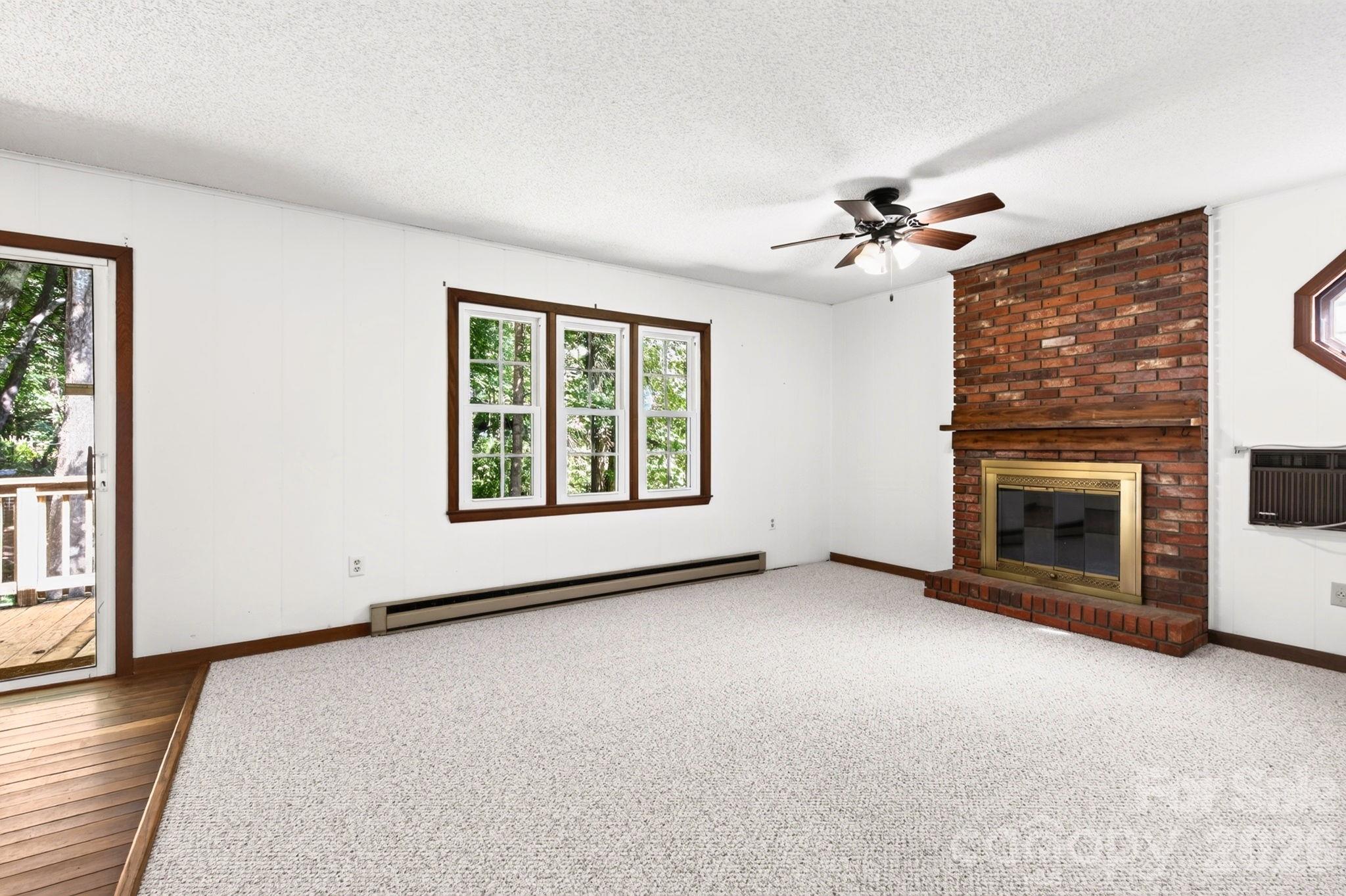 Living Room - 340 Genesis Circle, Black Mountain