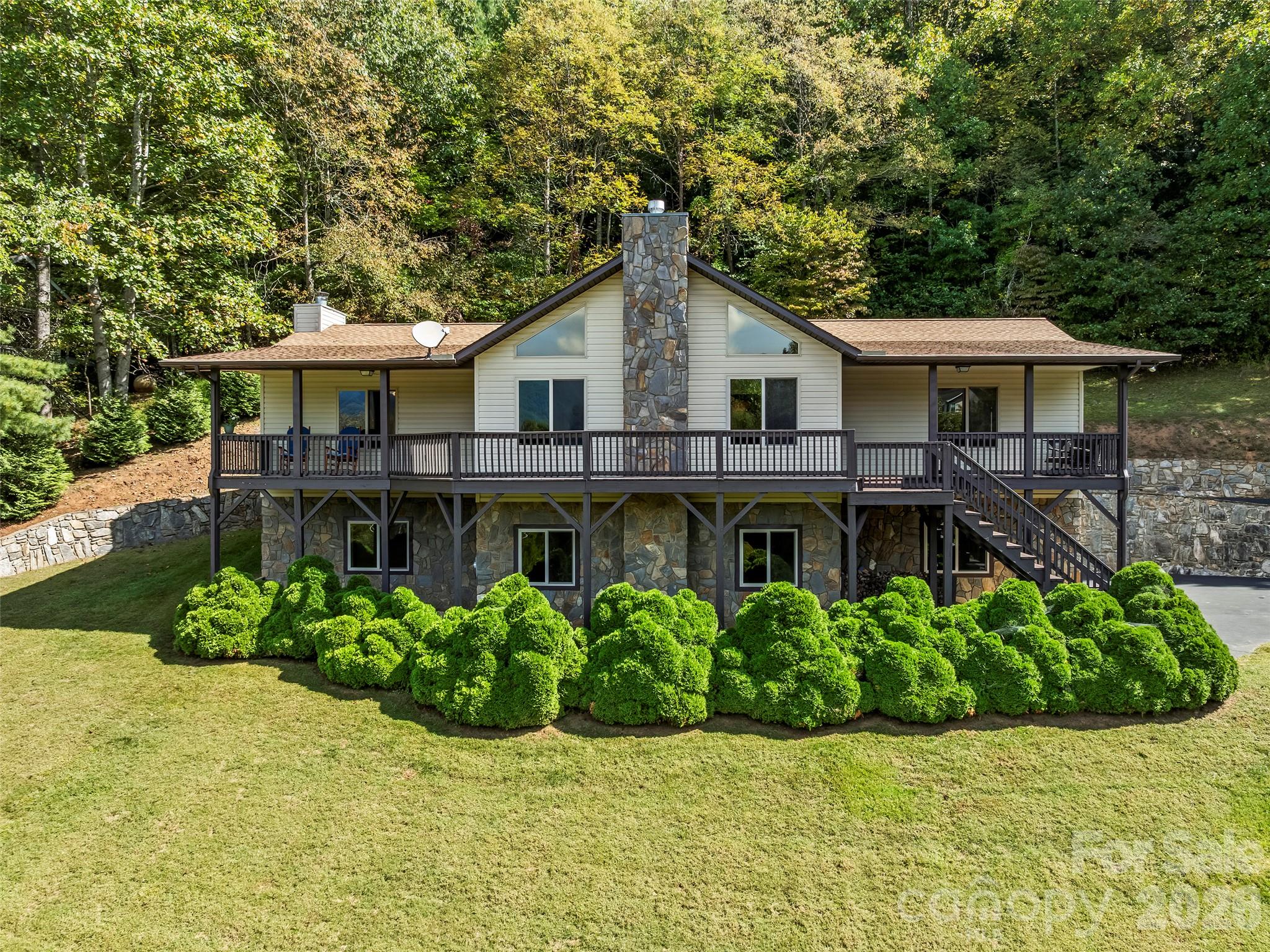 1090 Maple Springs Drive