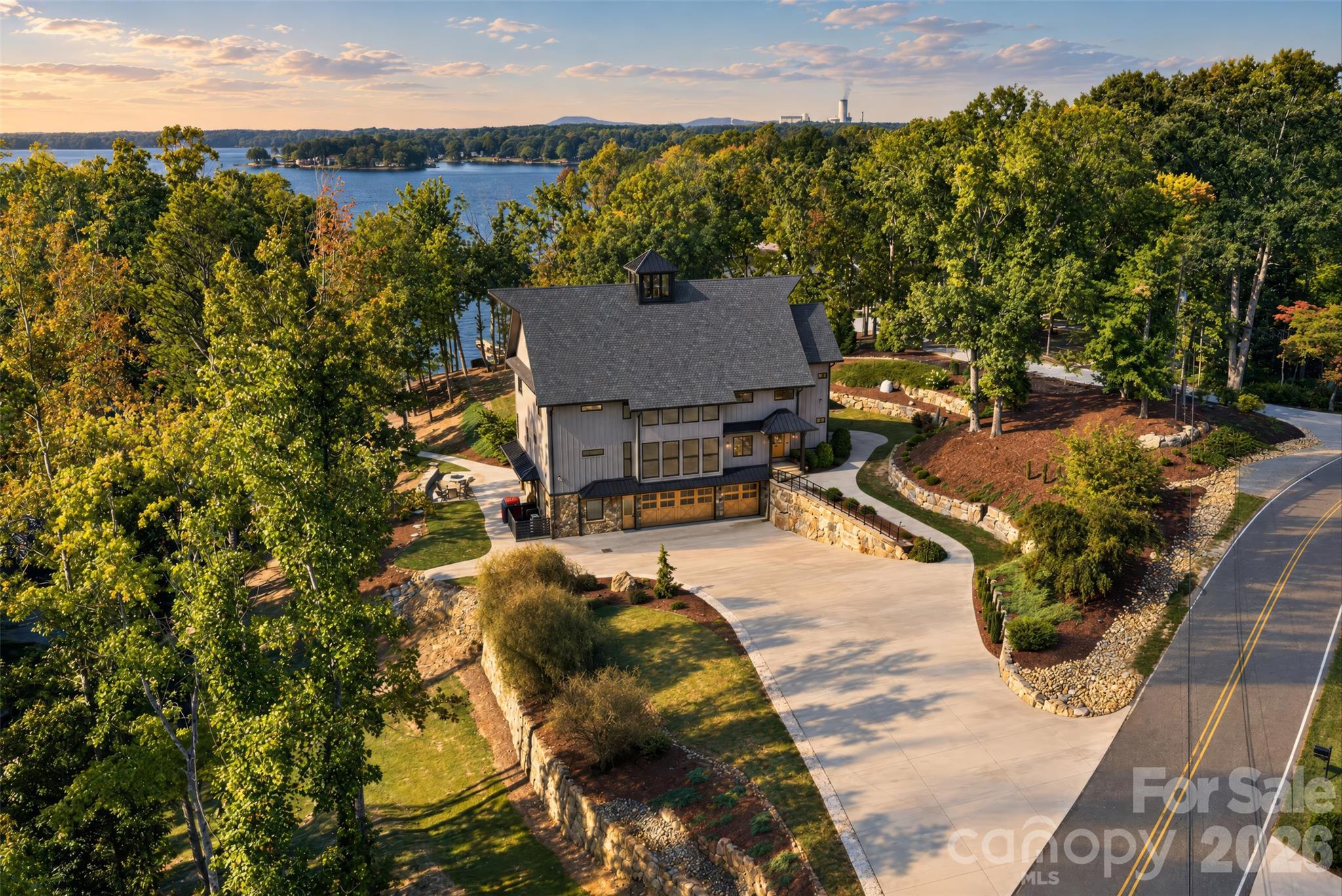 Single Family Residence at 222 Greenbay Road, Mooresville