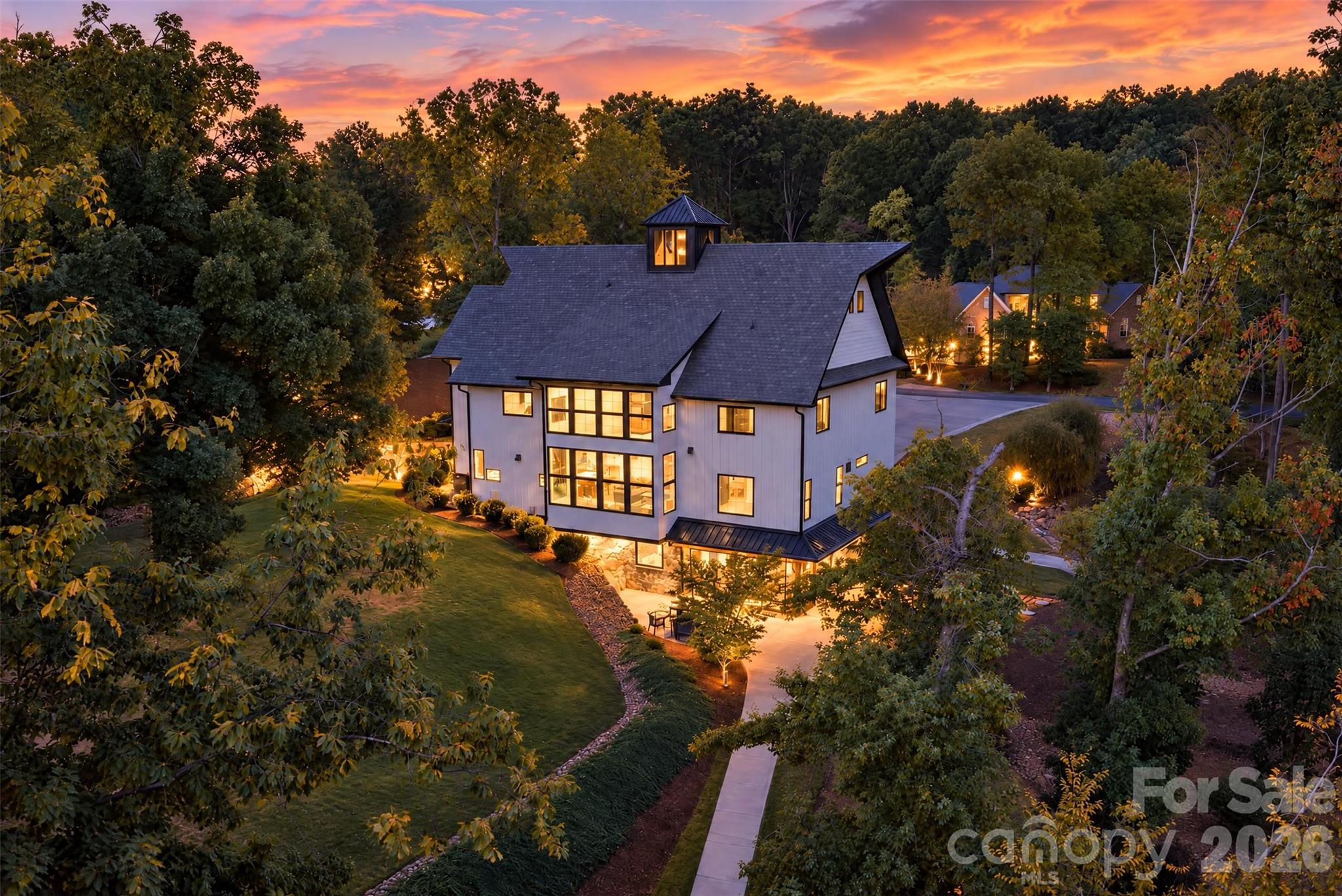 Single Family Residence at 222 Greenbay Road, Mooresville, photo 8 of 48