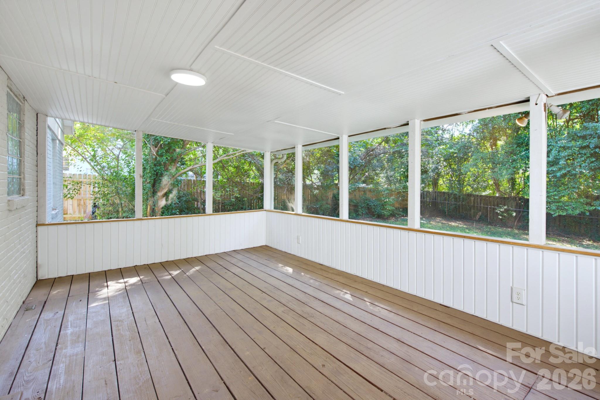 Single Family Residence at 1733 Merry Oaks Road, Charlotte, photo 20 of 44