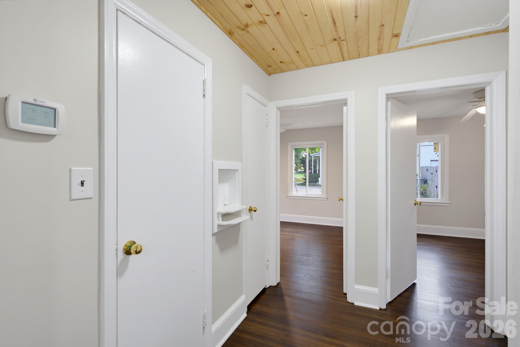 Single Family Residence at 1733 Merry Oaks Road, Charlotte, photo 32 of 44