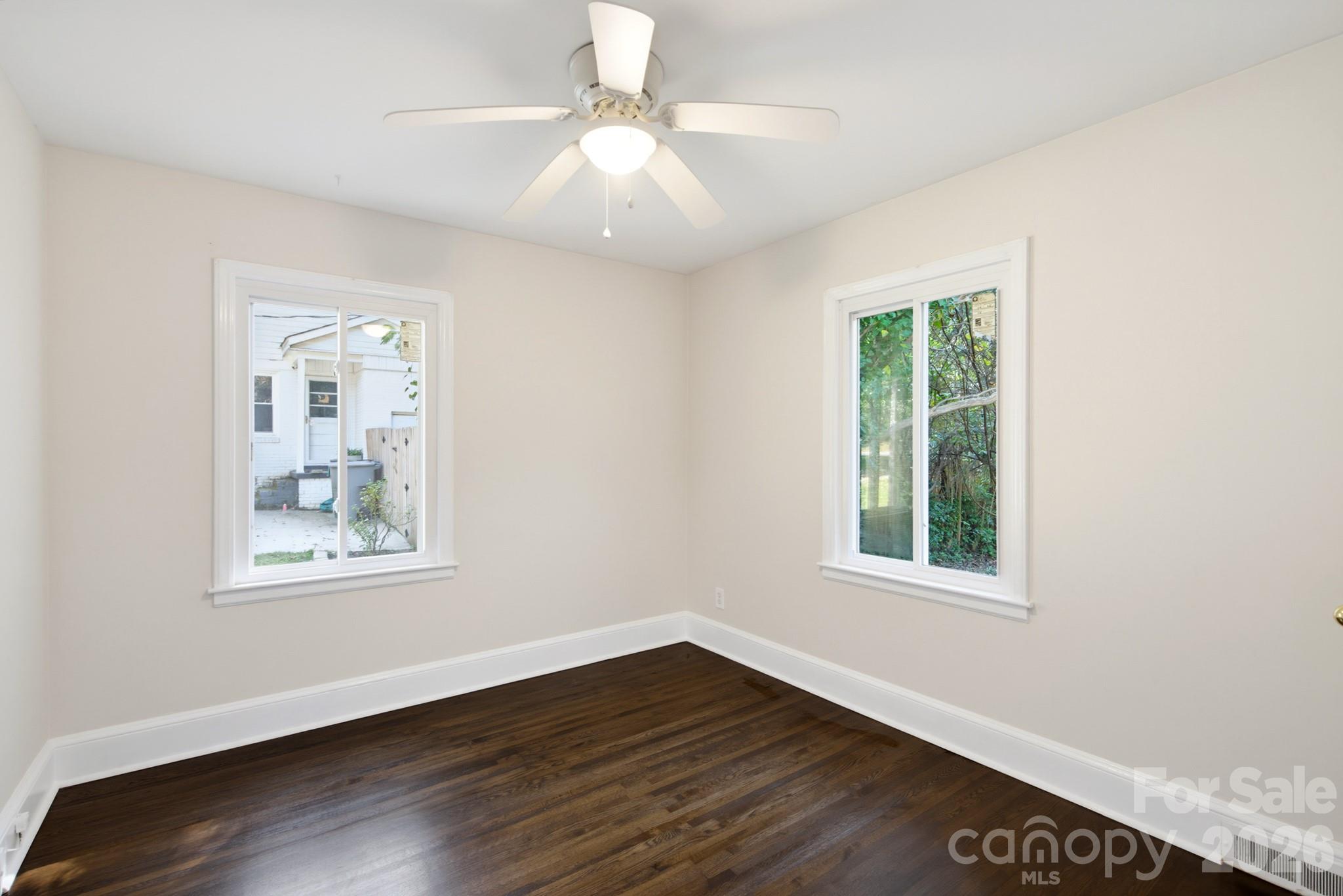 Single Family Residence at 1733 Merry Oaks Road, Charlotte, photo 33 of 44
